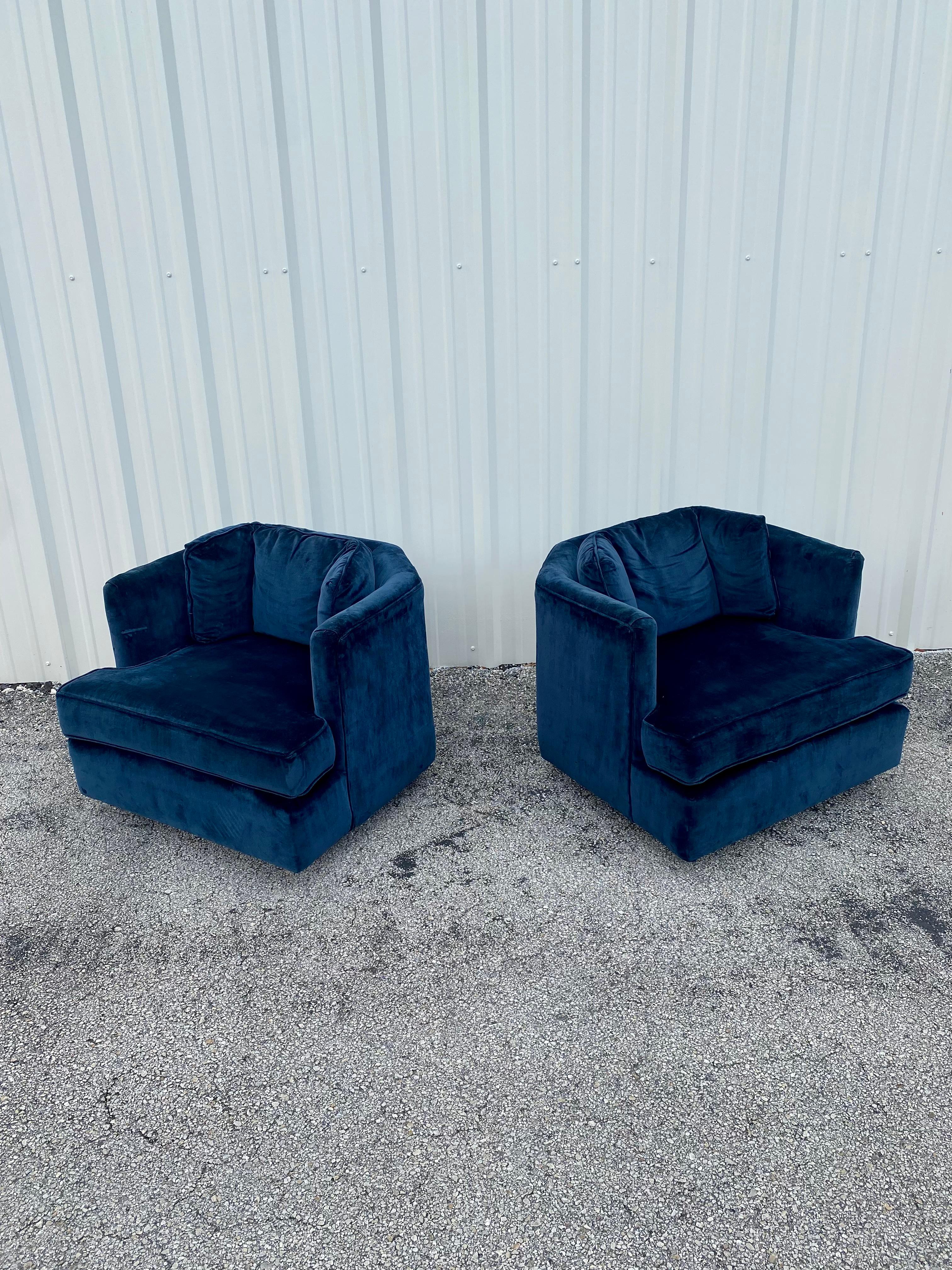 Attributed to Milo Baughman Navy Velvet Hexagonal Swivel Chairs For Sale 2