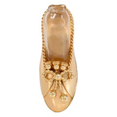 Attributed to Paul Flato Retro Gold Shoe Posy Brooch