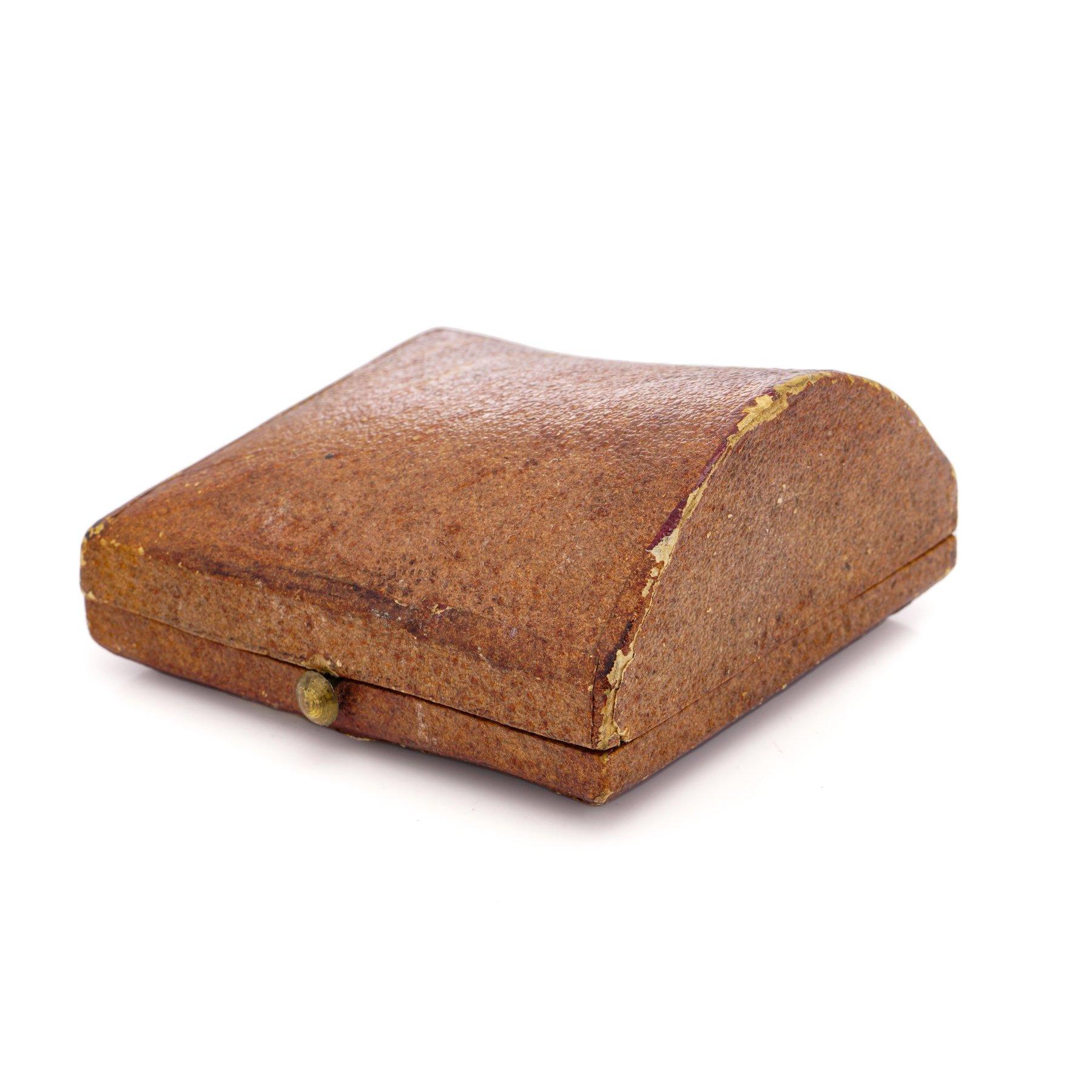 Atribuido a Tomasso Saulini placa broche camafeo de cornalina en venta 2
