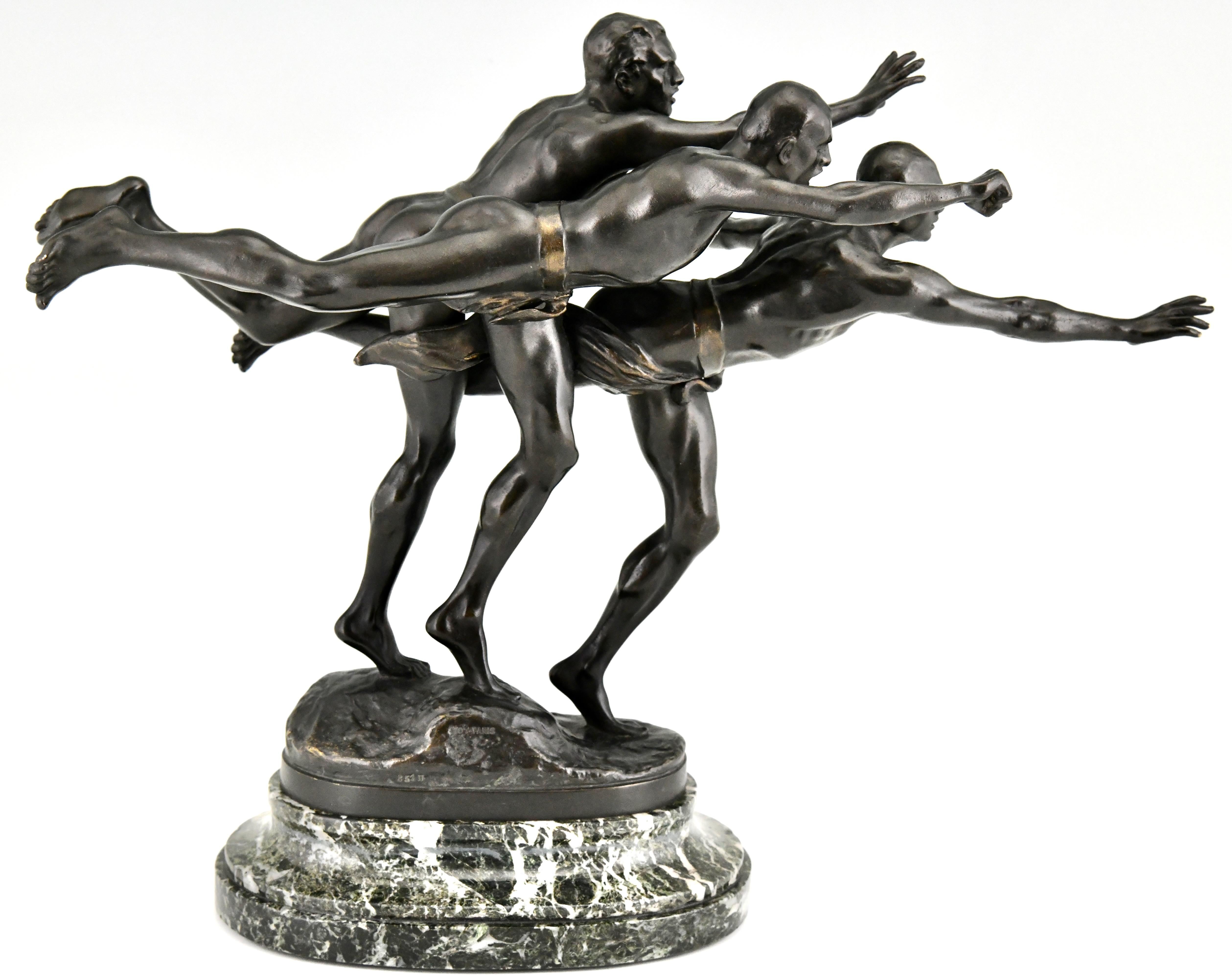 Au But, Antique Bronze Sculpture 3 Nude Runners by Alfred Boucher, France, 1890 In Good Condition In Antwerp, BE