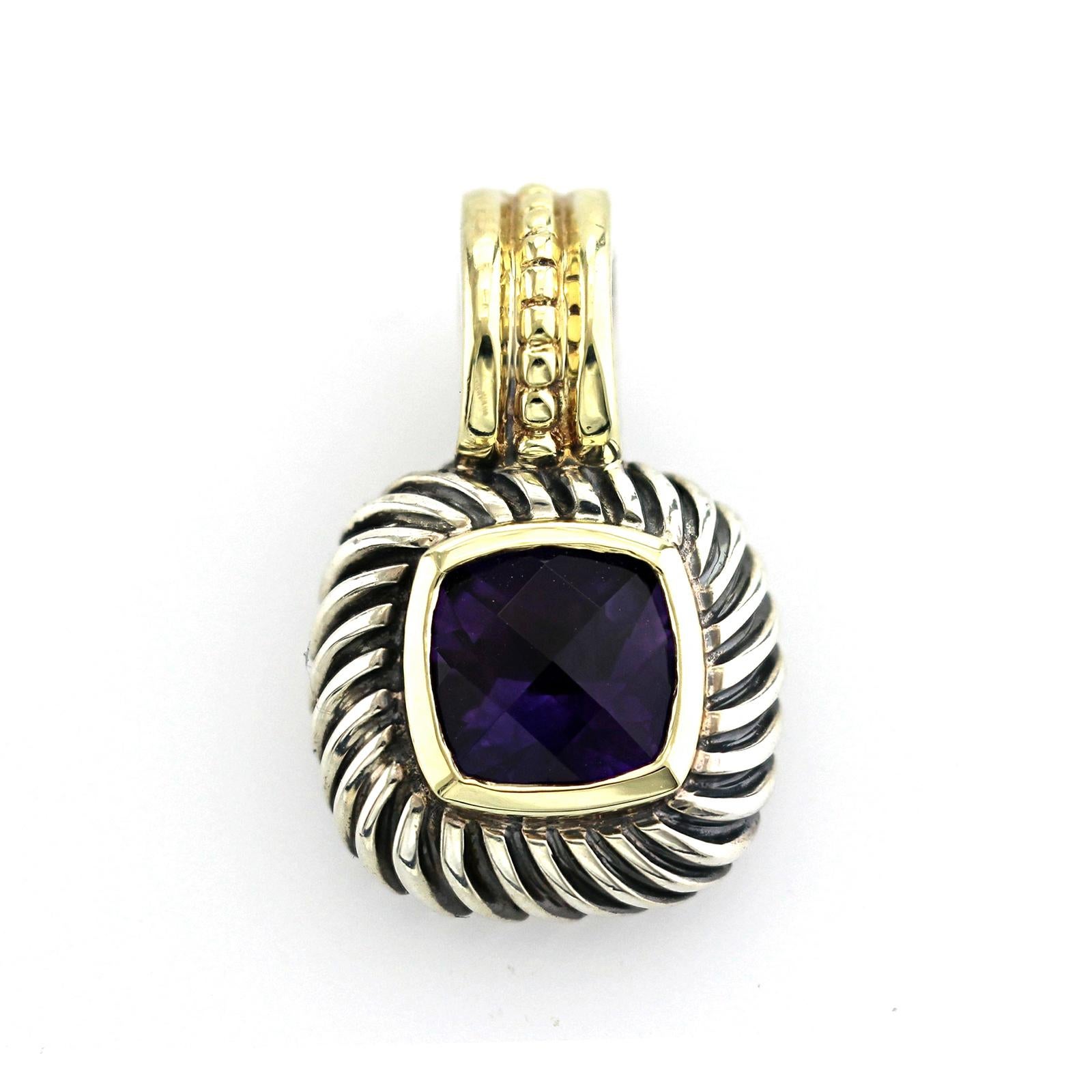 100% autentico, 100% soddisfazione del cliente
Altezza: 22 mm
Larghezza: 13.5 mm
Metallo: Oro giallo 14K e argento 925
Punzoni: DY 585 925
Peso totale: 5 grammi
A. Stone: Ametista 
Condizioni: PreOwned
Prezzo di vendita stimato: 650 dollari
Numero