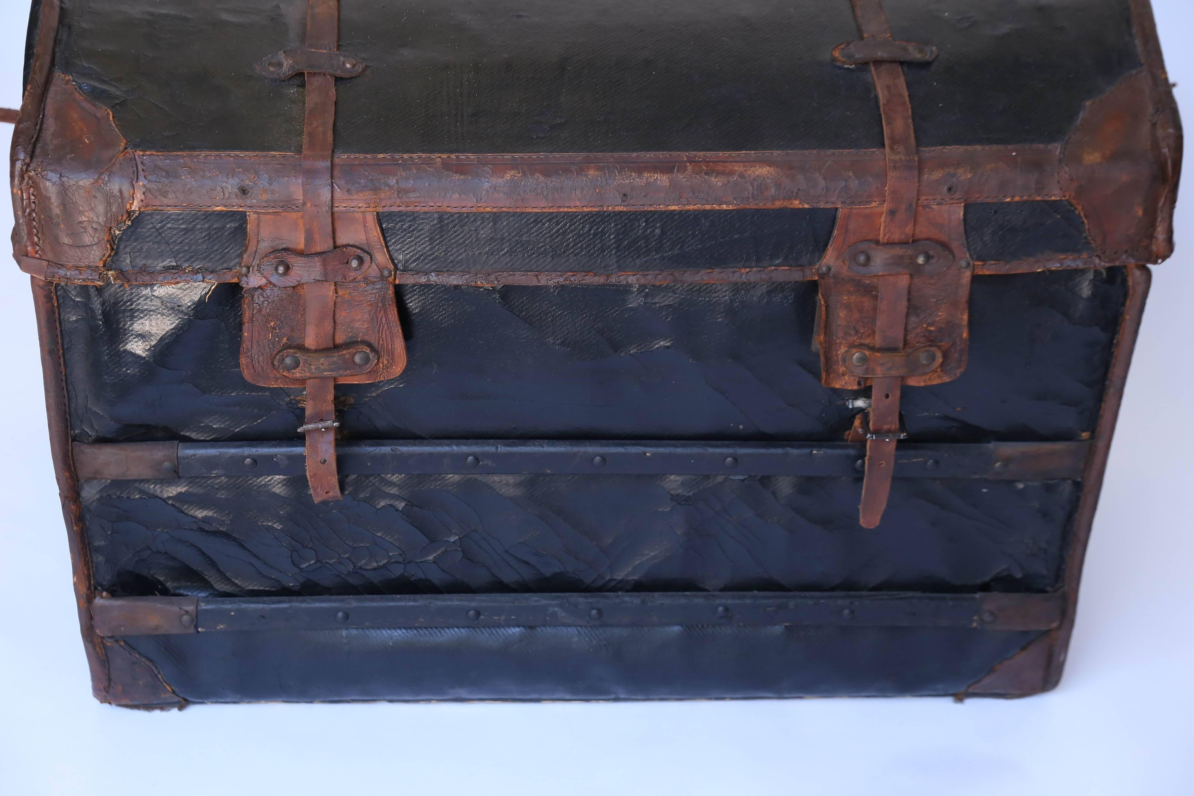 20th Century Au Depart Camel Back Trunk, circa 1900