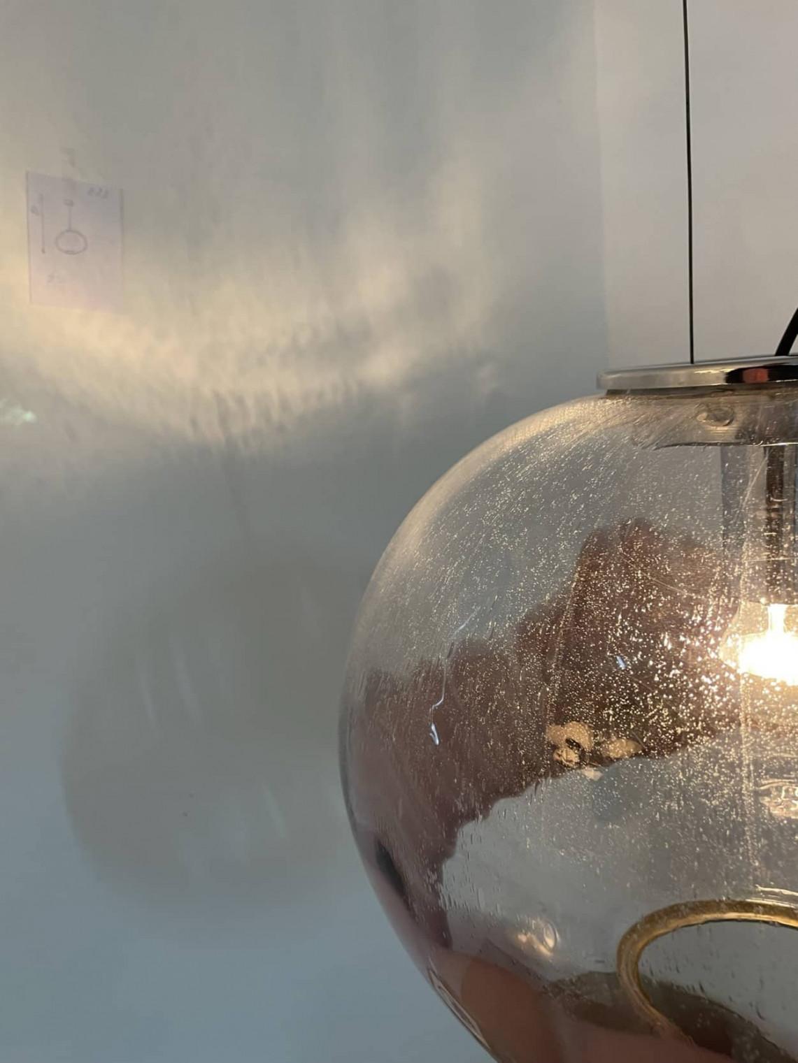 Lampe à suspension en verre de Murano de couleur aubergine et chrome de Mazzega, Italie en vente 2