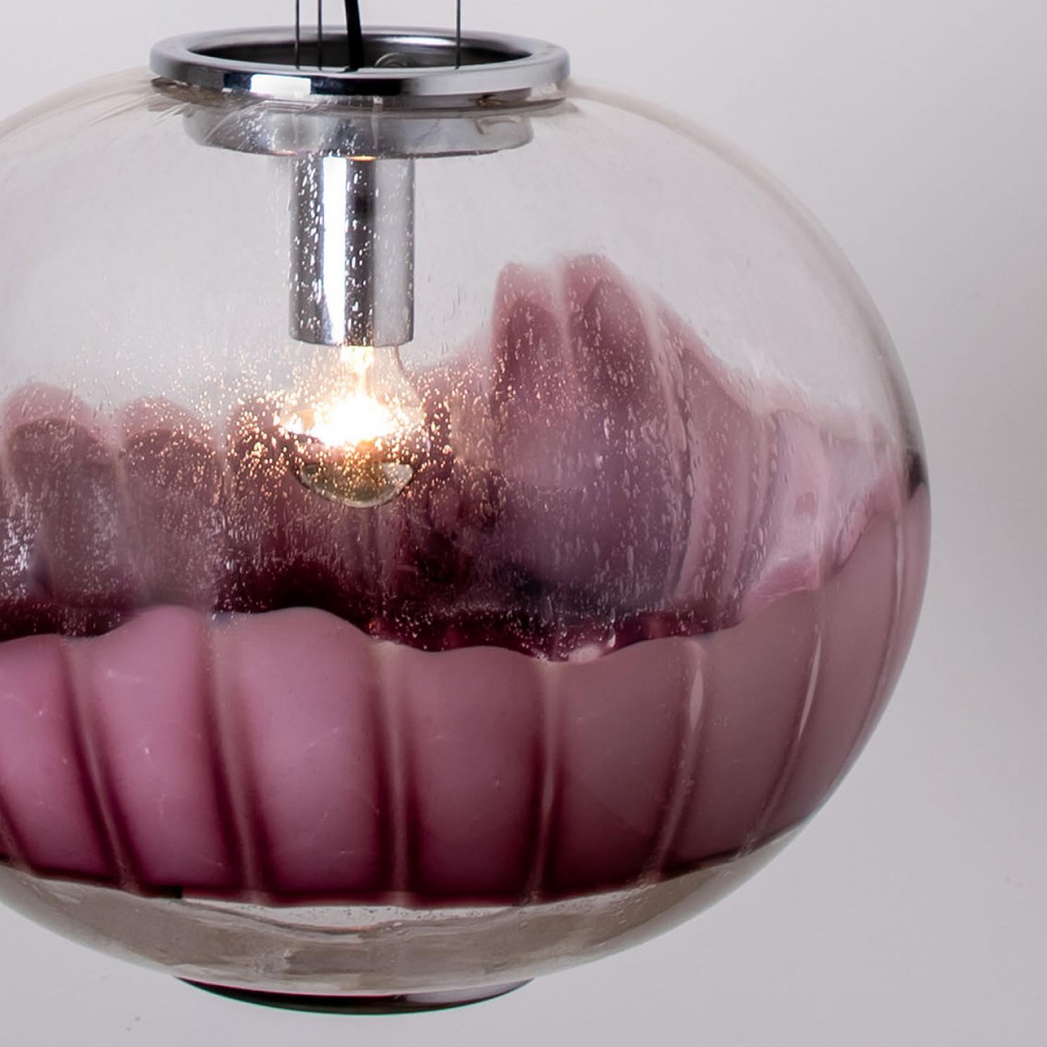 Lampe à suspension en verre de Murano de couleur aubergine et chrome de Mazzega, Italie en vente 7