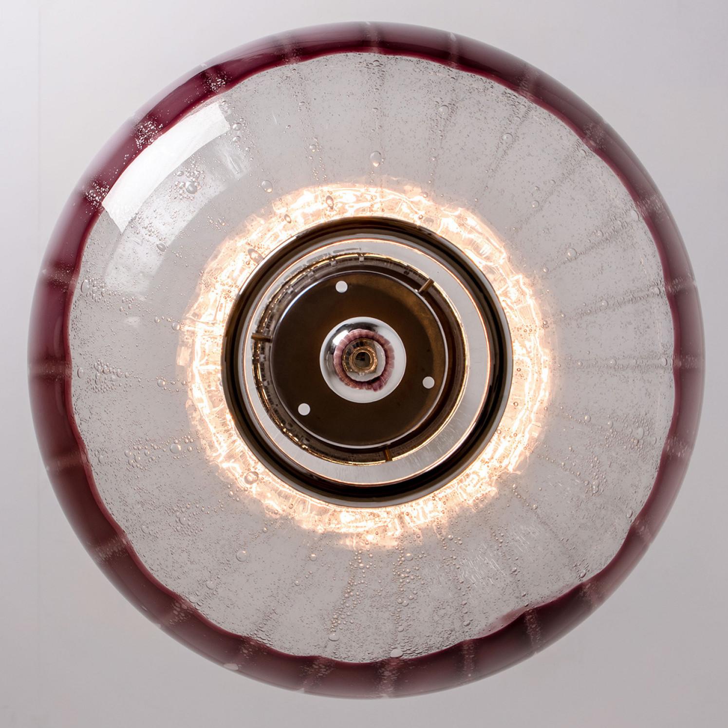 Lampe à suspension en verre de Murano de couleur aubergine et chrome de Mazzega, Italie en vente 1