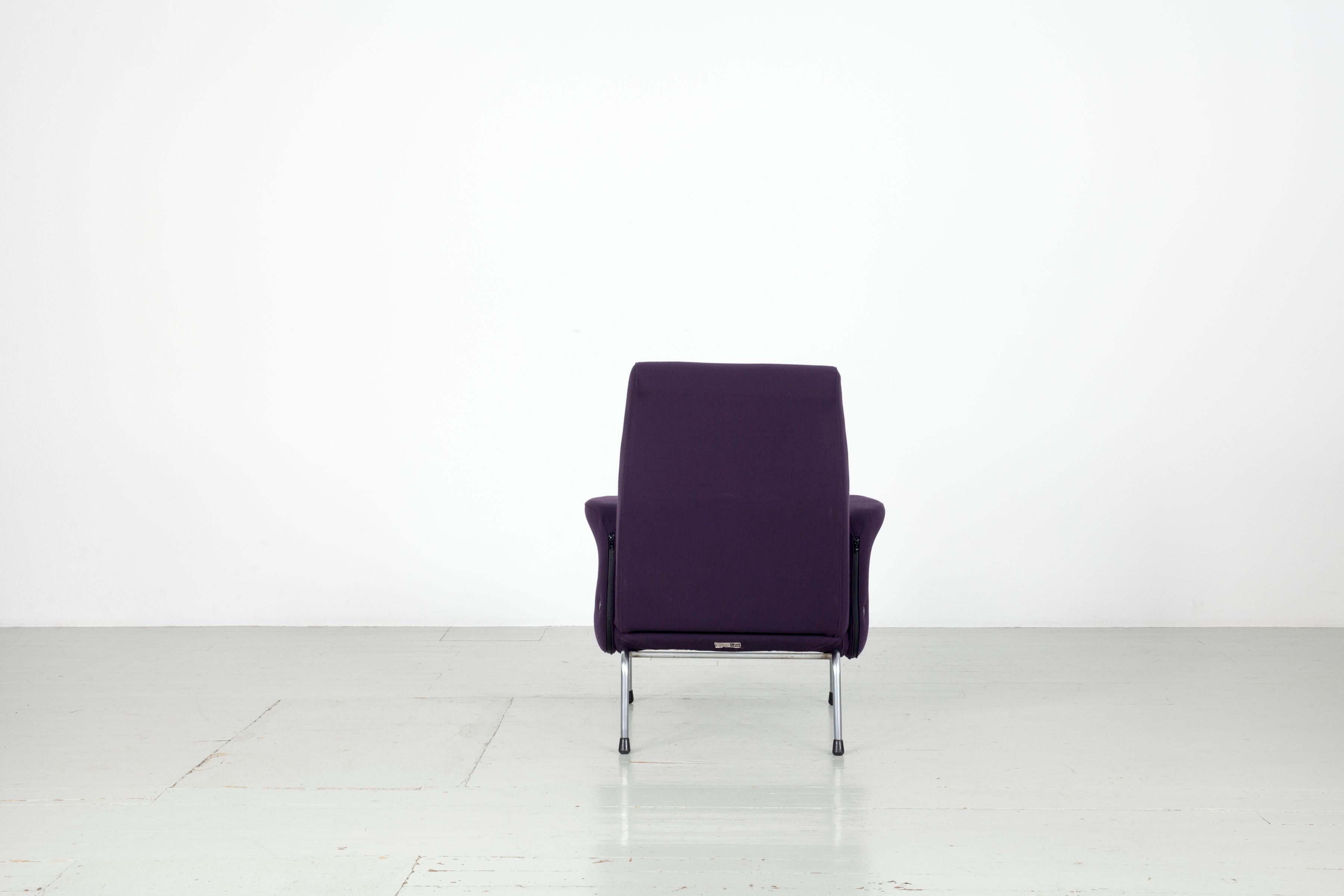 Mid-Century Modern Aubergine Lounge Chair by Erberto Carboni Manufactured by Arflex in 1950, Italy For Sale