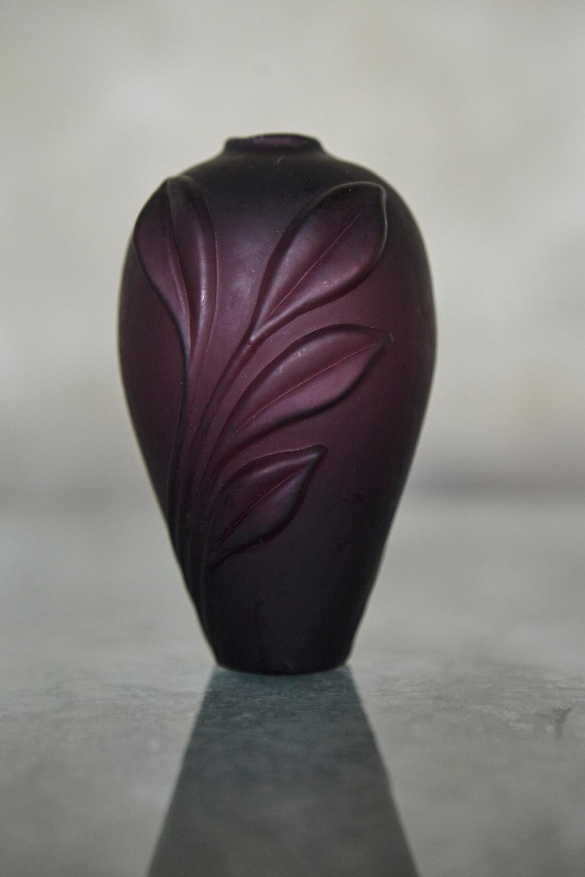 Aubergine Matte Glass Bud Vase, Minimal Single Stem Vase For Sale 4