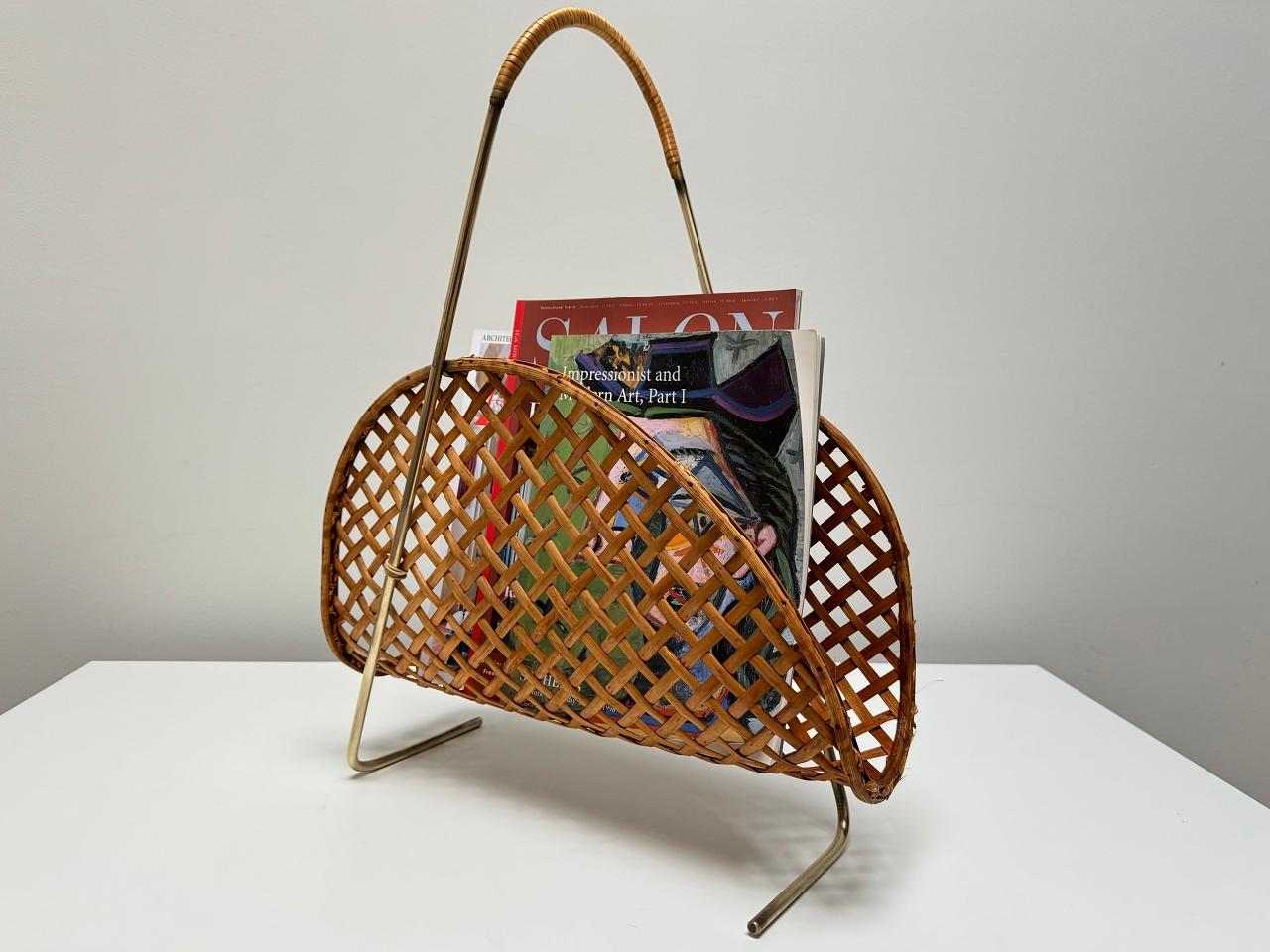 20th Century Auböck Style Brass & Rattan Magazine Rack Stand, 1960s, France For Sale