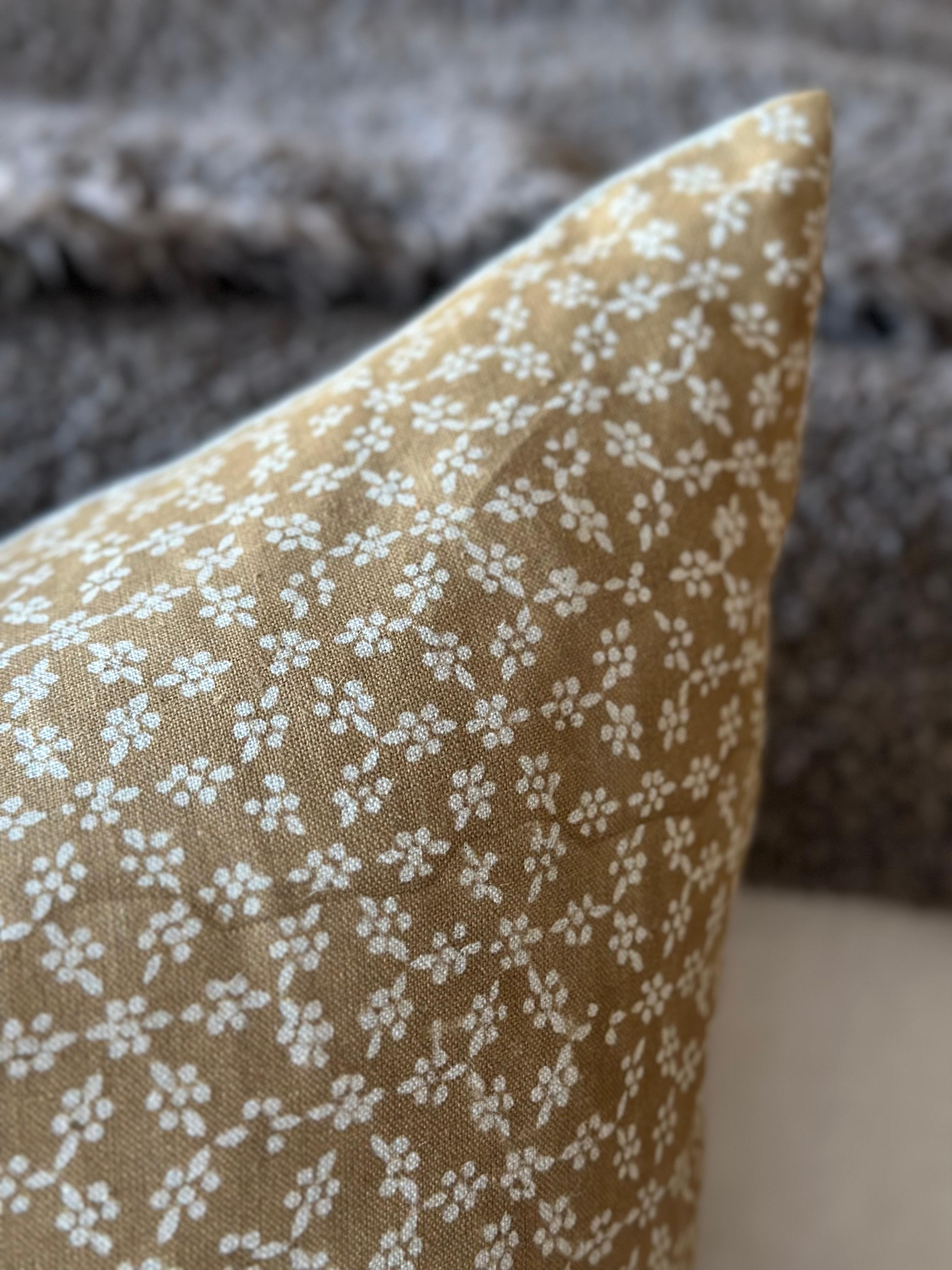 Contemporary Auburn Floral Linen Pillow with Down Feather Insert For Sale