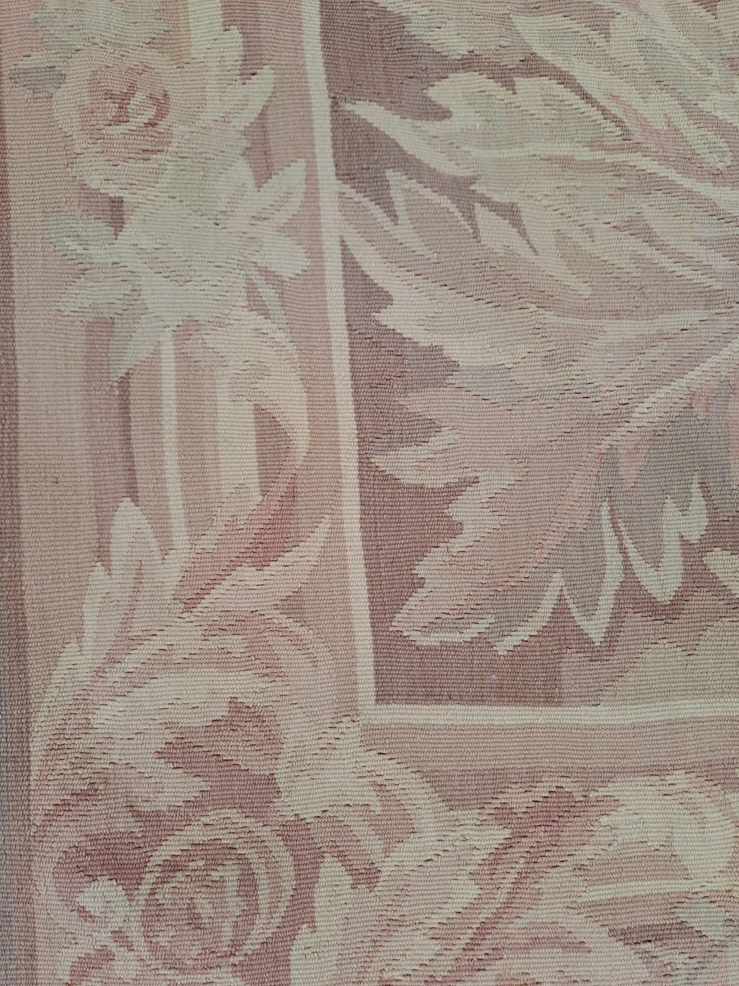 French Aubusson arazzo francese fatto a mano in lana e cotone. en vente