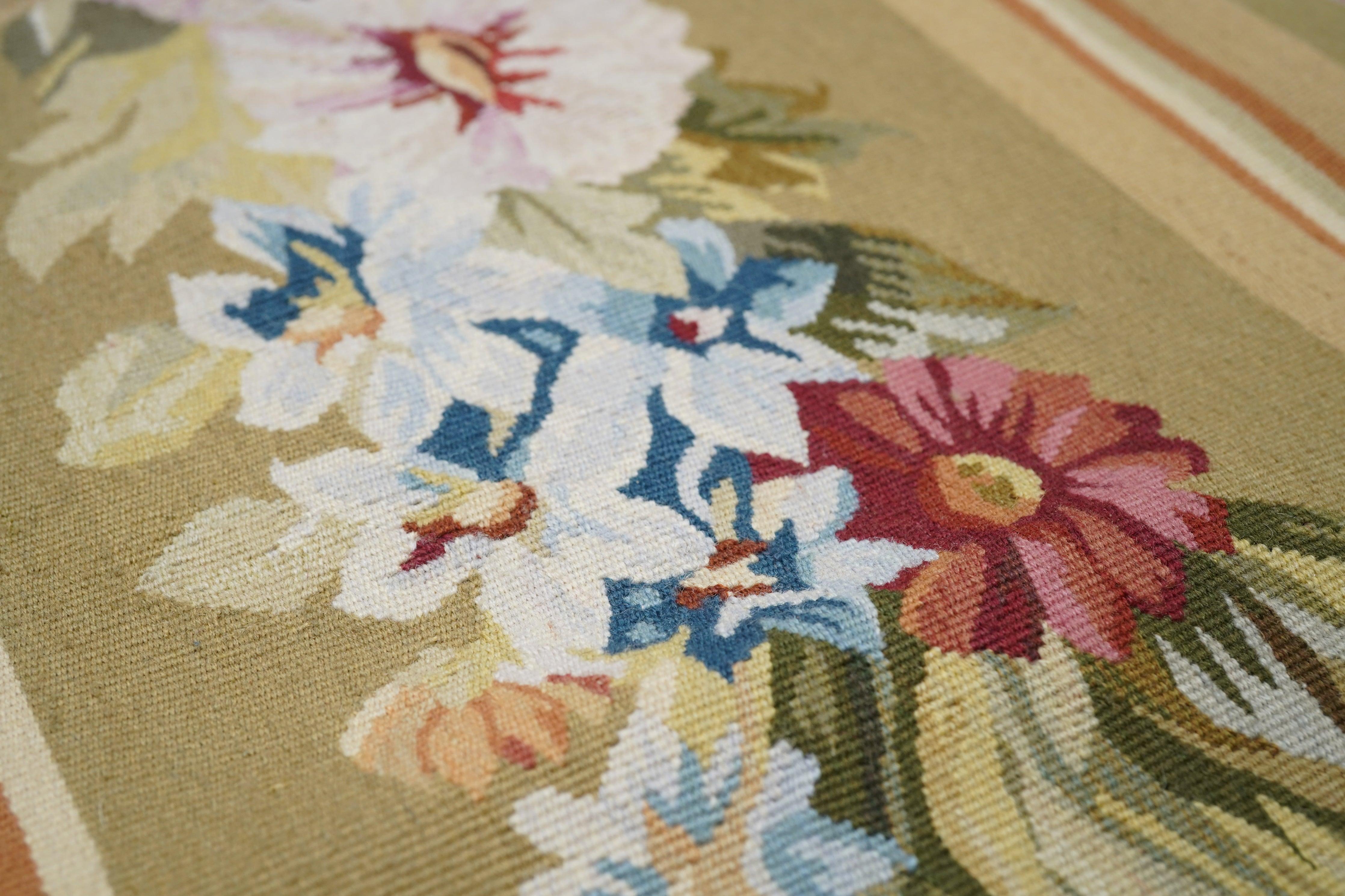 Lana Arazzo Design/One 4'0'' x 6'0'' in vendita