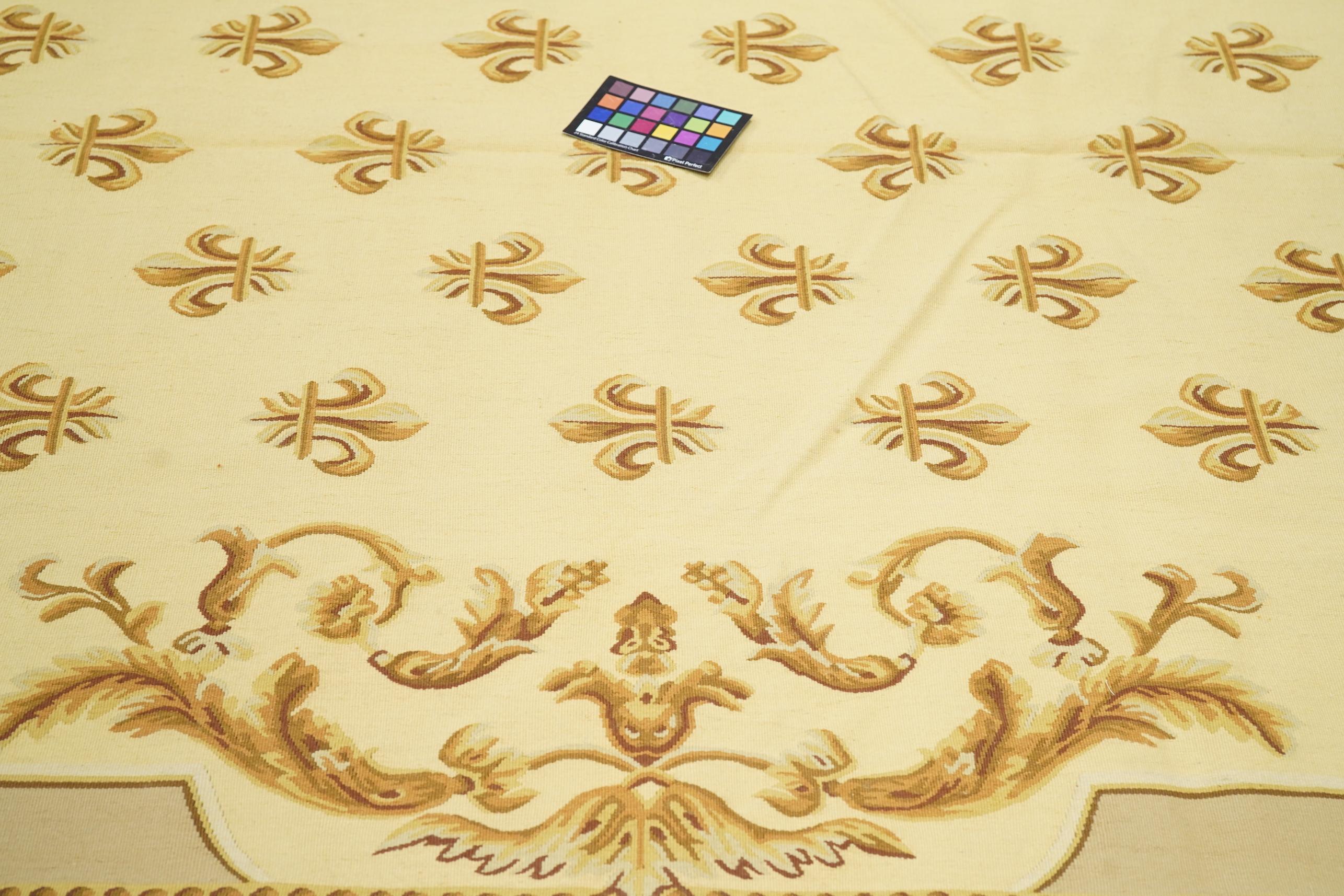 Flachgewebter Aubusson-Wollteppich 6'0