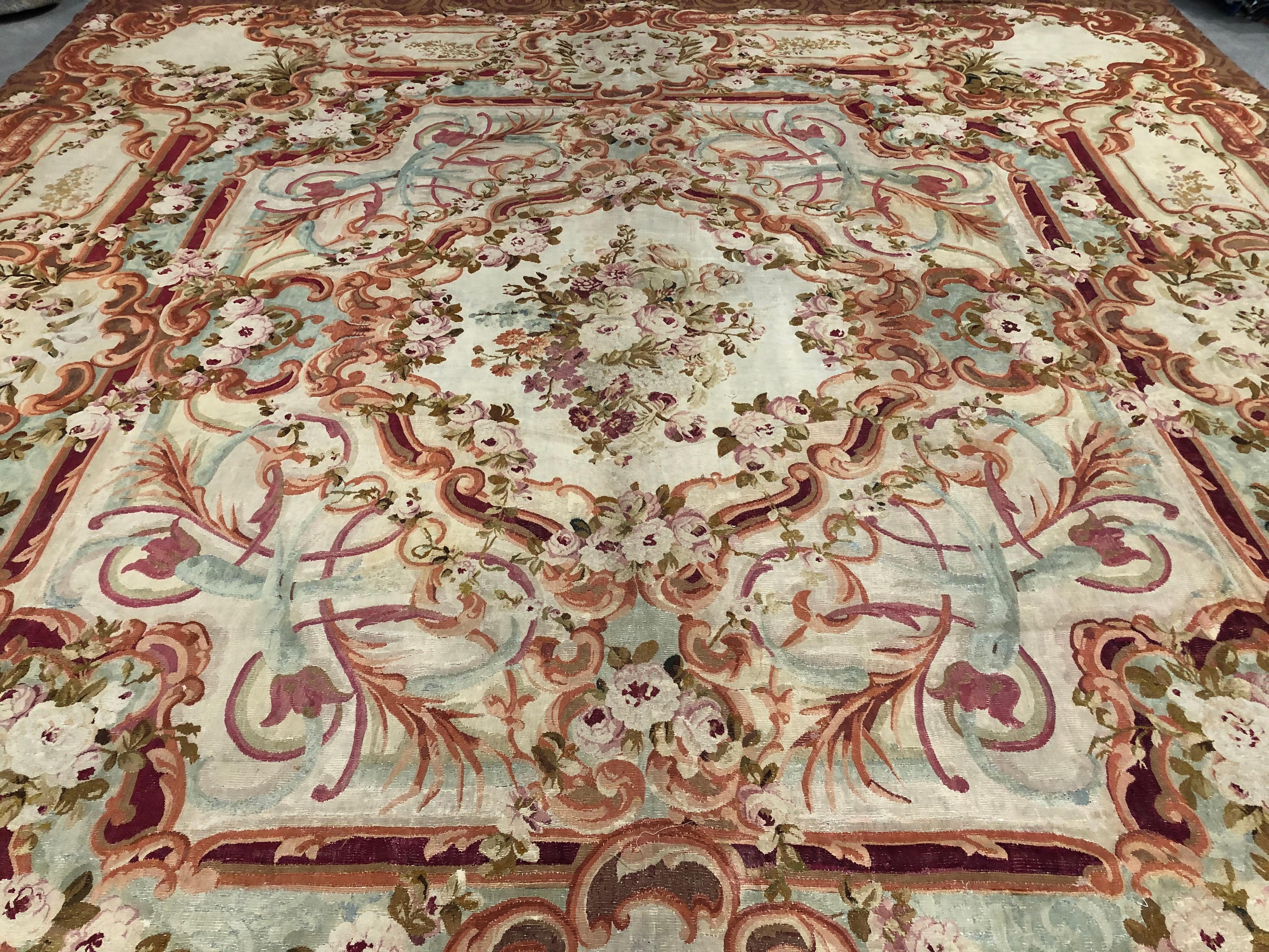 Tappeto francese Aubusson In condizioni buone in vendita a West Hollywood, CA