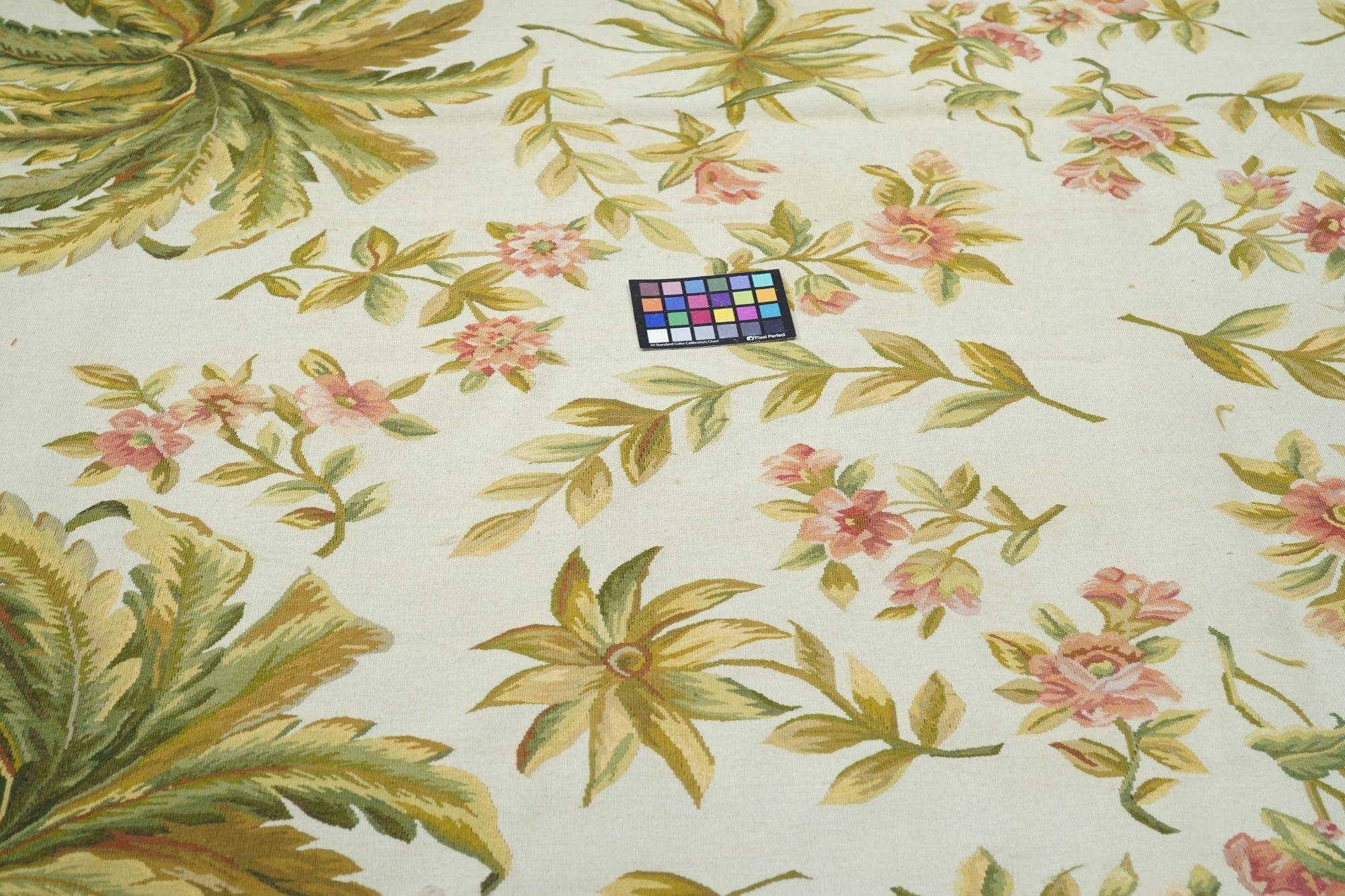Aubusson Rug 10' x 13'11'' For Sale 3