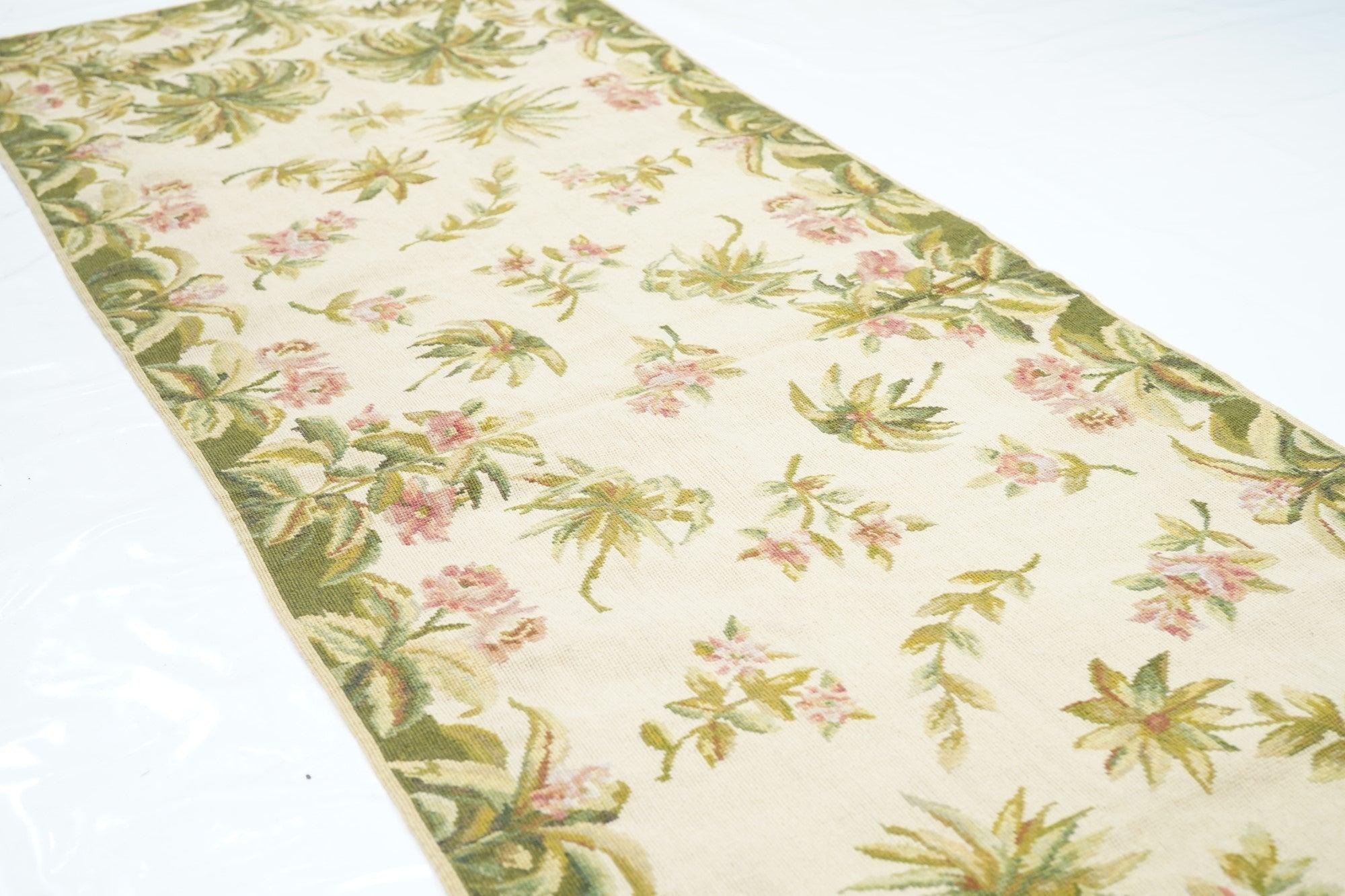 Aubusson-Teppich 2'6'' x 8'0