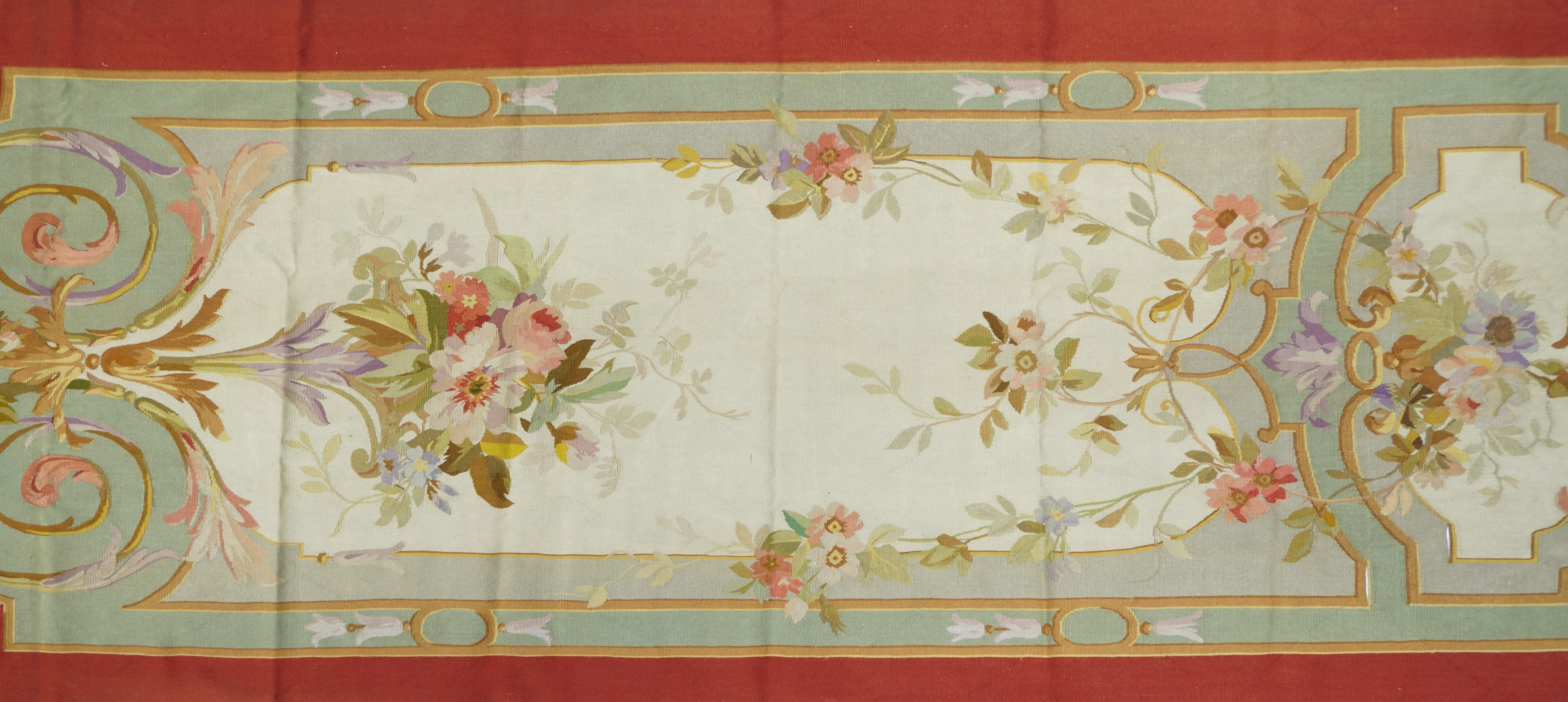 Aubusson Rug 3'10'' x 10'3'' In New Condition For Sale In New York, NY