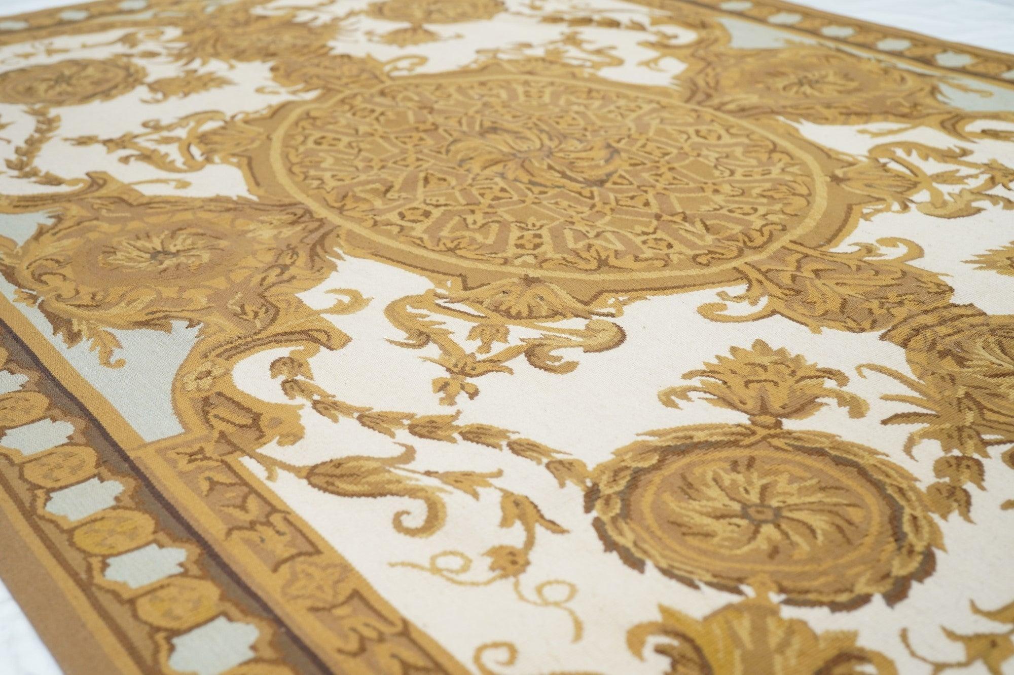 Contemporary Aubusson Rug 4'0
