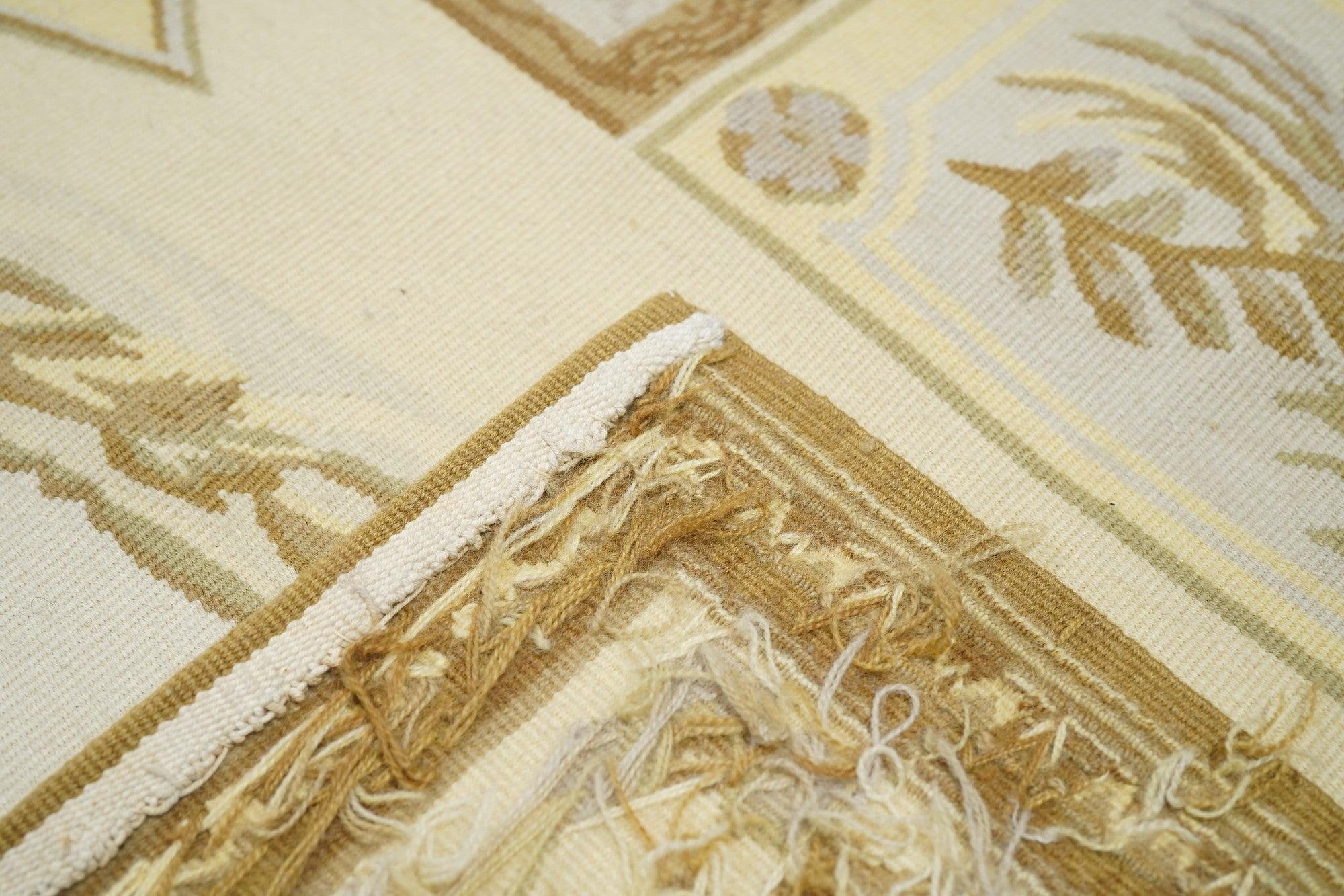 Aubusson Rug 4'0