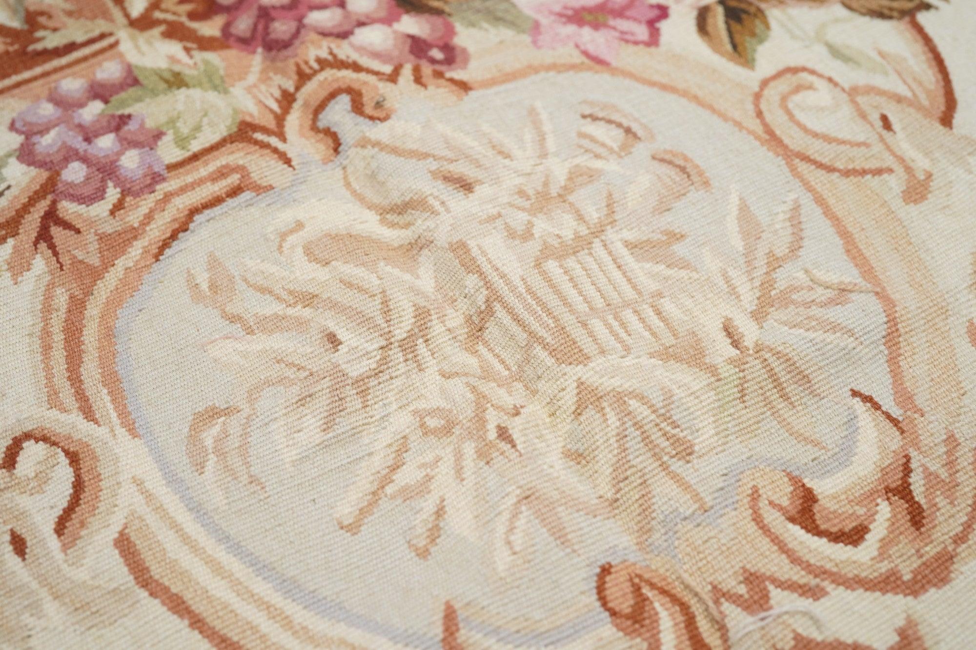 Tappeto Aubusson 4'4'' x 8'3'' in vendita 1