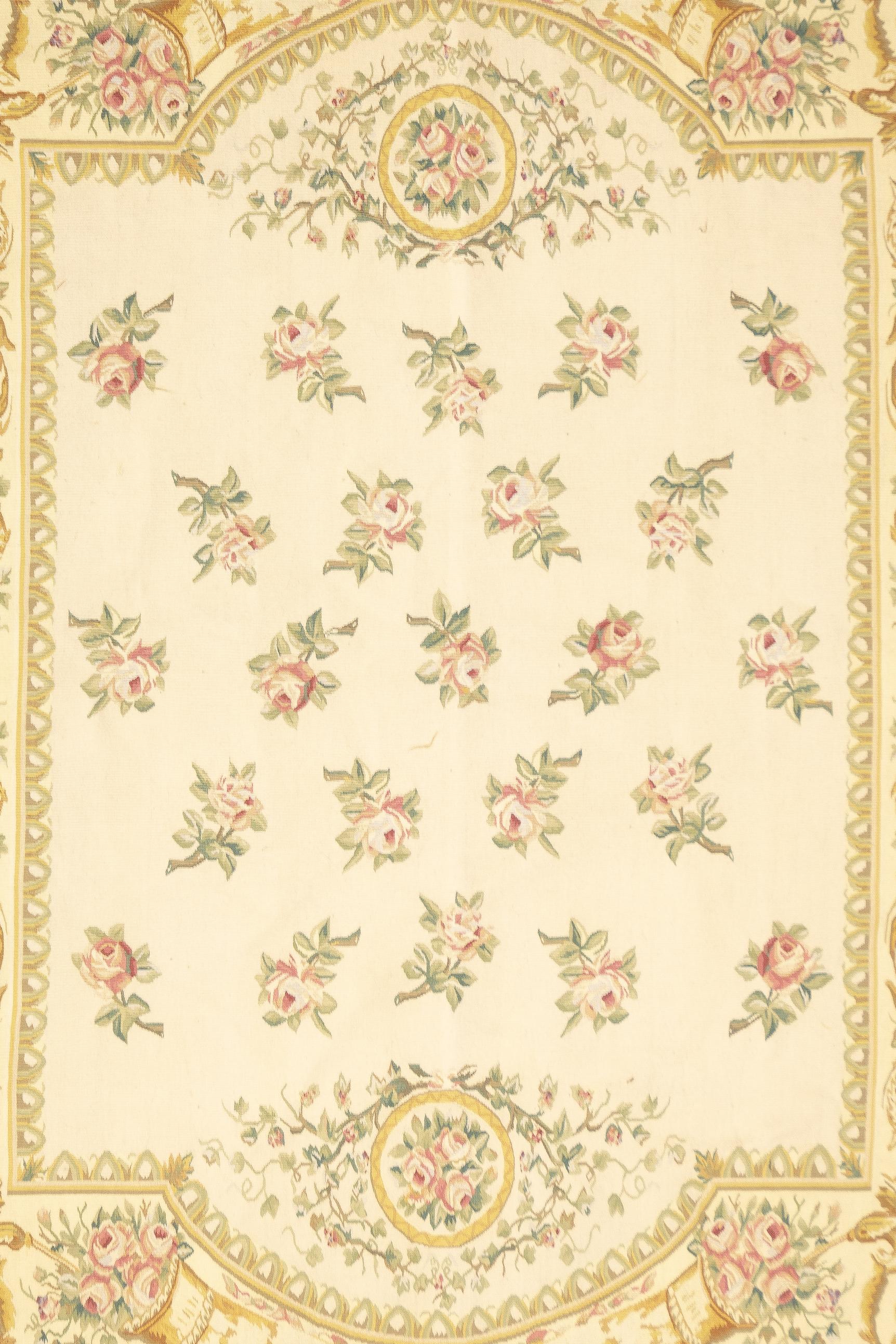Tappeto Aubusson 5'10'' x 9'0''.