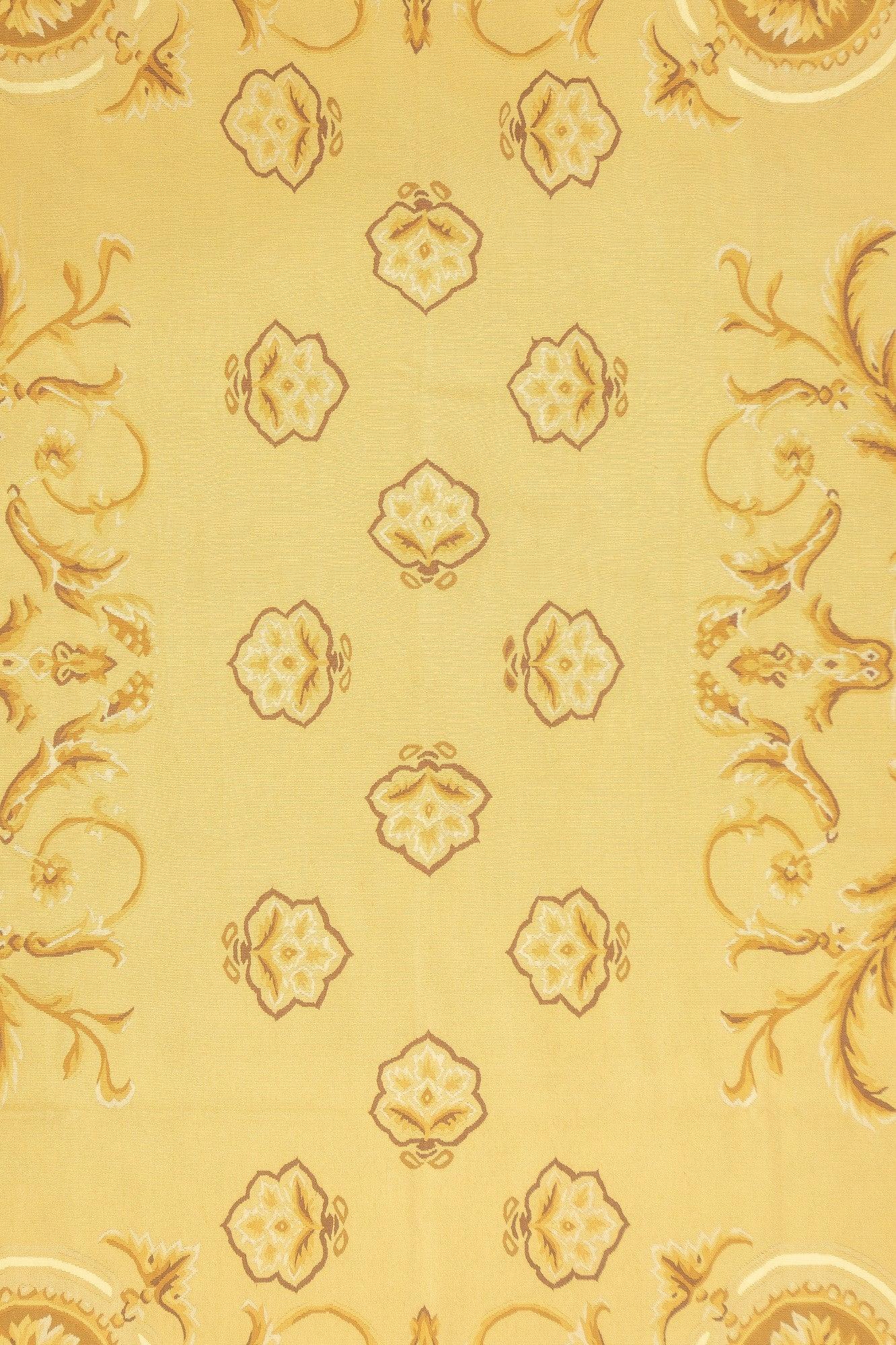 Tappeto Aubusson 6' x 9'.