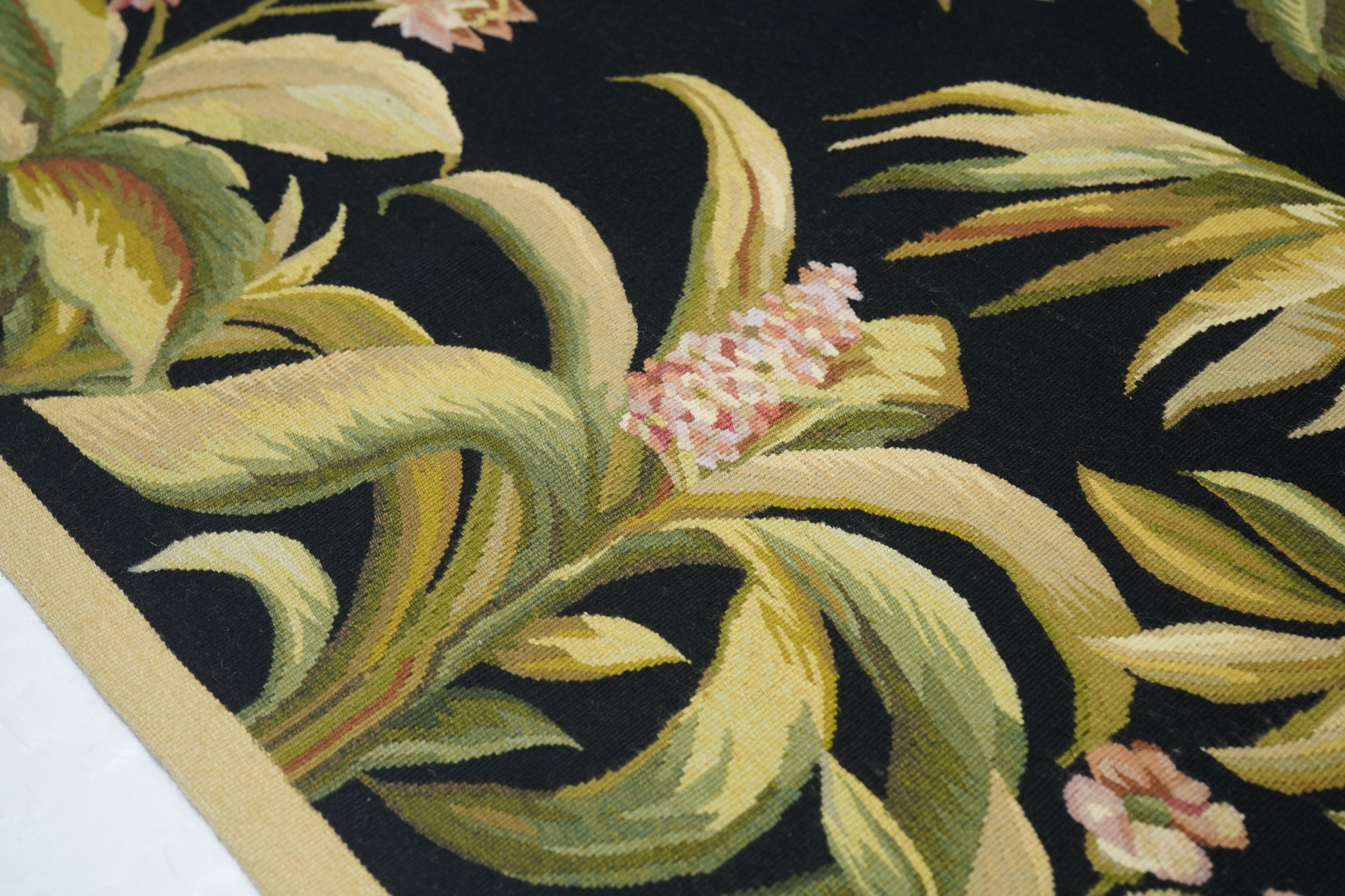 Alfombra Aubusson 7'10'' x 10'3'' en Nuevo estado para la venta en New York, NY