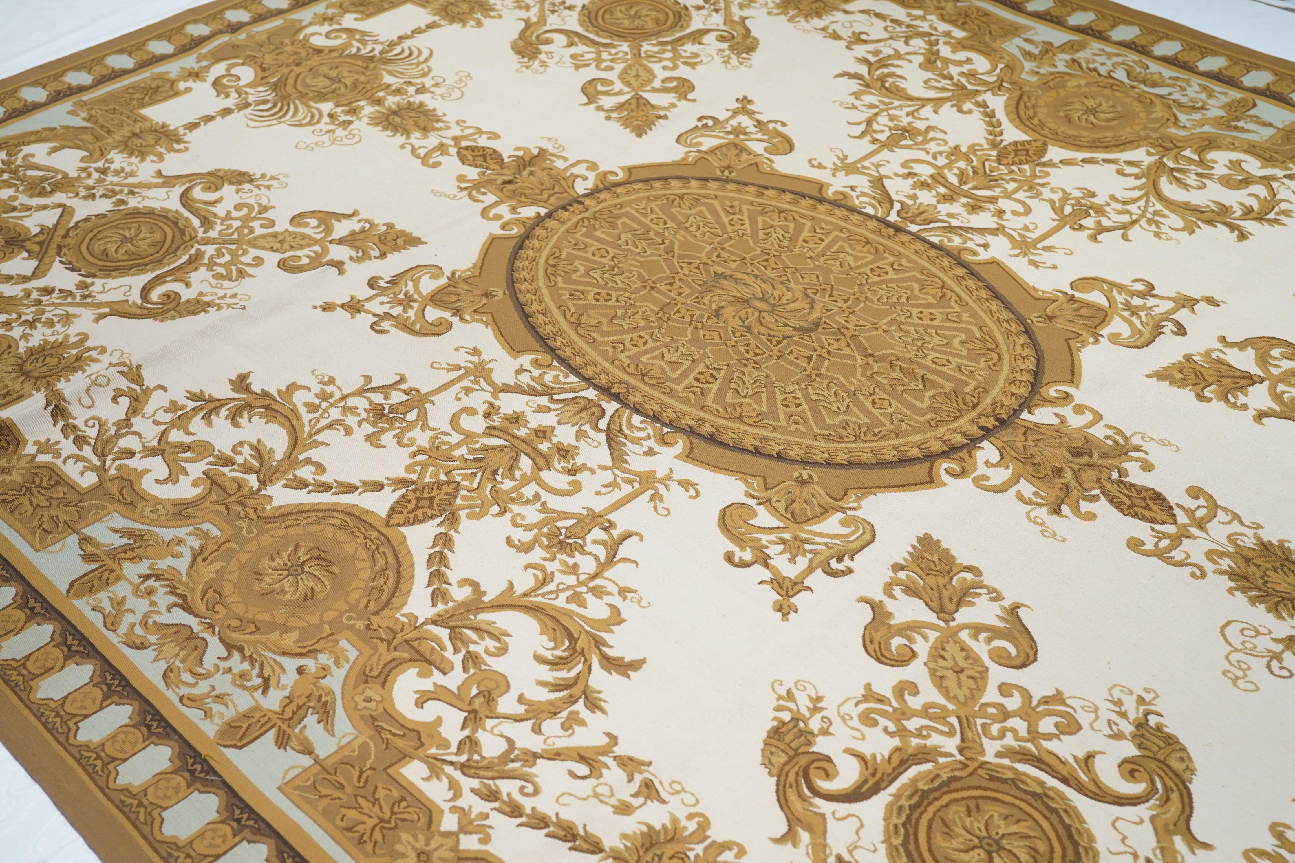 Tappeto Aubusson 7'11'' x 10'0'' In condizioni Nuovo in vendita a New York, NY
