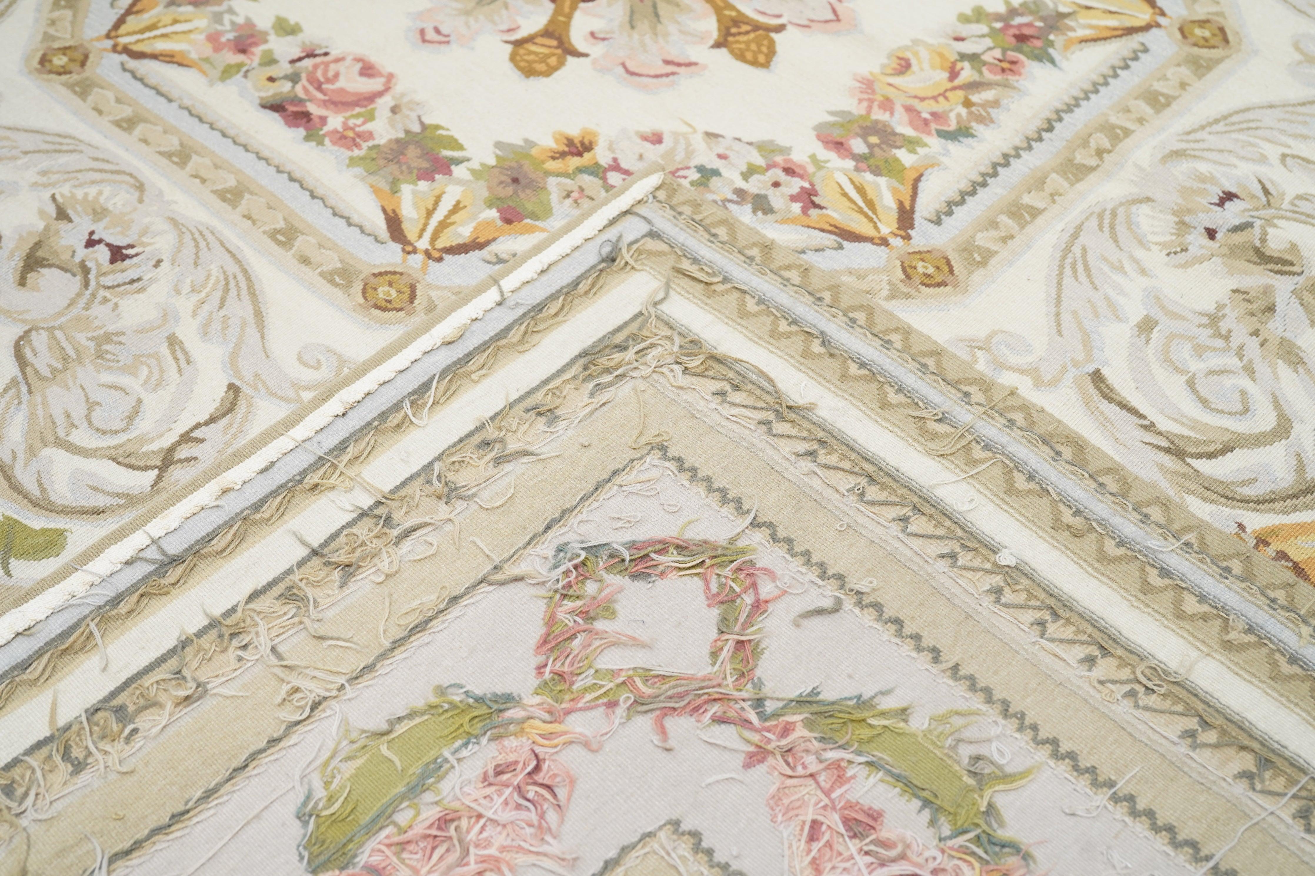 Aubusson-Teppich 7'4'' x 8'1'' im Angebot 1