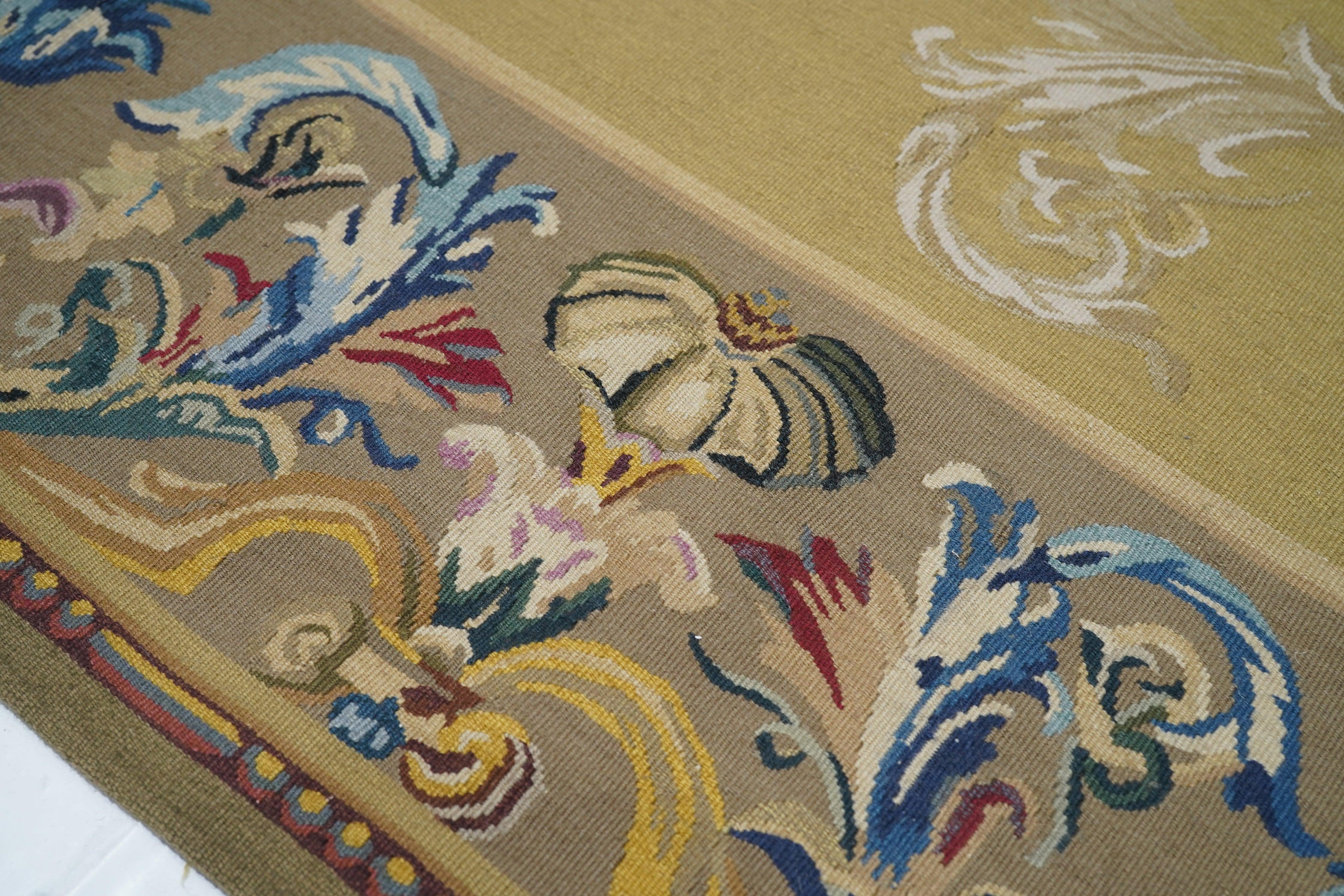 Aubusson Rug 7'8'' x 9'10'' In New Condition For Sale In New York, NY