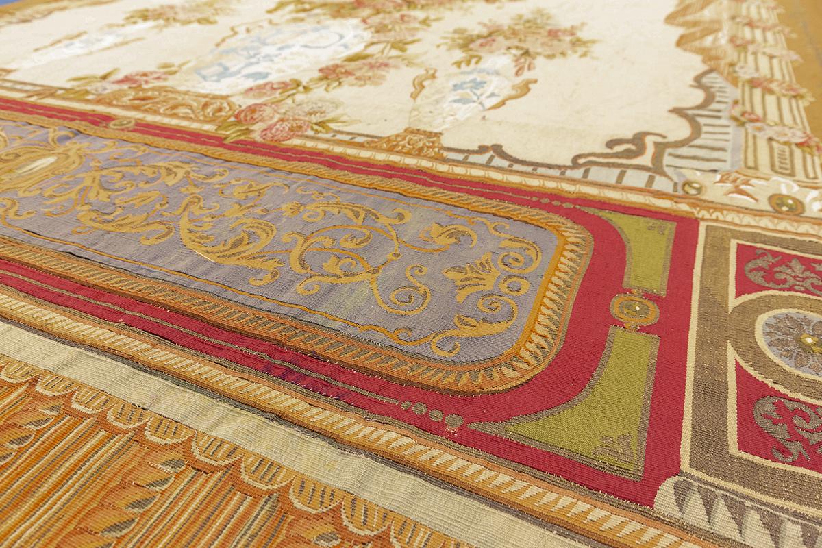 Tapis d'Aubusson tissé à plat en vente 8