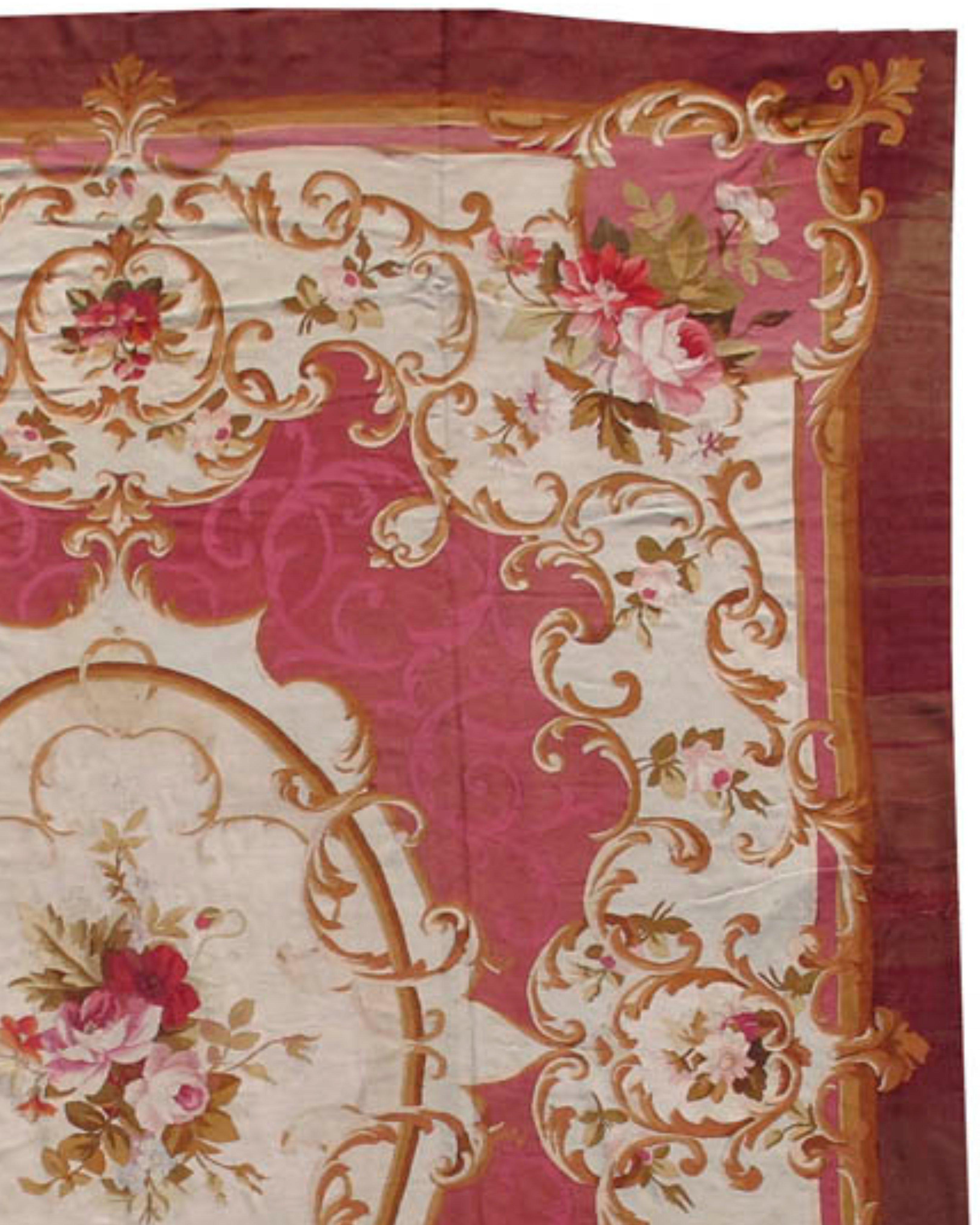Aubusson Rug, Mid-19th Century In Excellent Condition For Sale In San Francisco, CA
