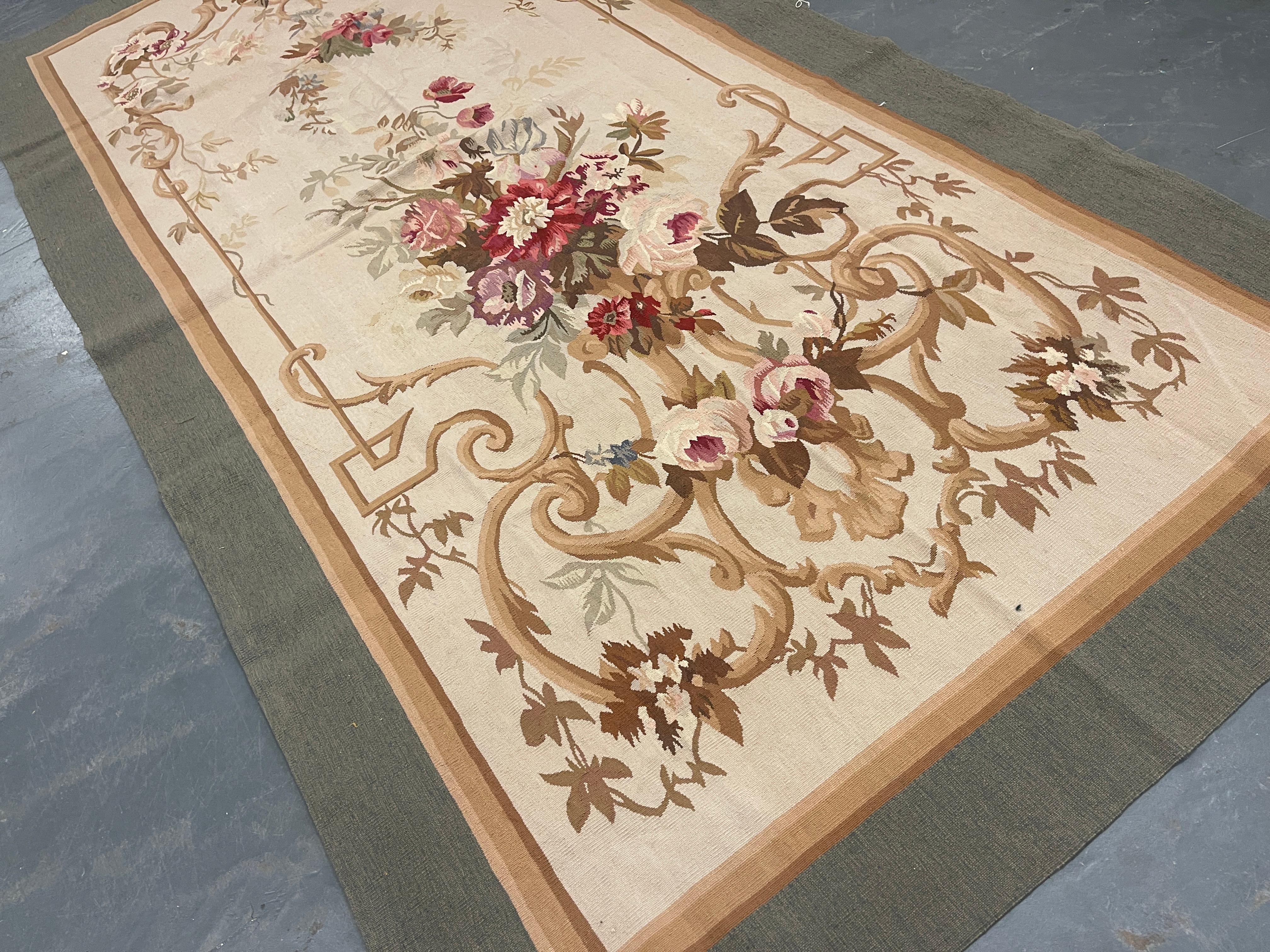 This fantastic area rug has been handwoven with a beautiful symmetrical floral design woven on an ivory beige and blue rug background with accents of cream, green and ivory. This elegant piece's colour and design make it the perfect accent rug.
This