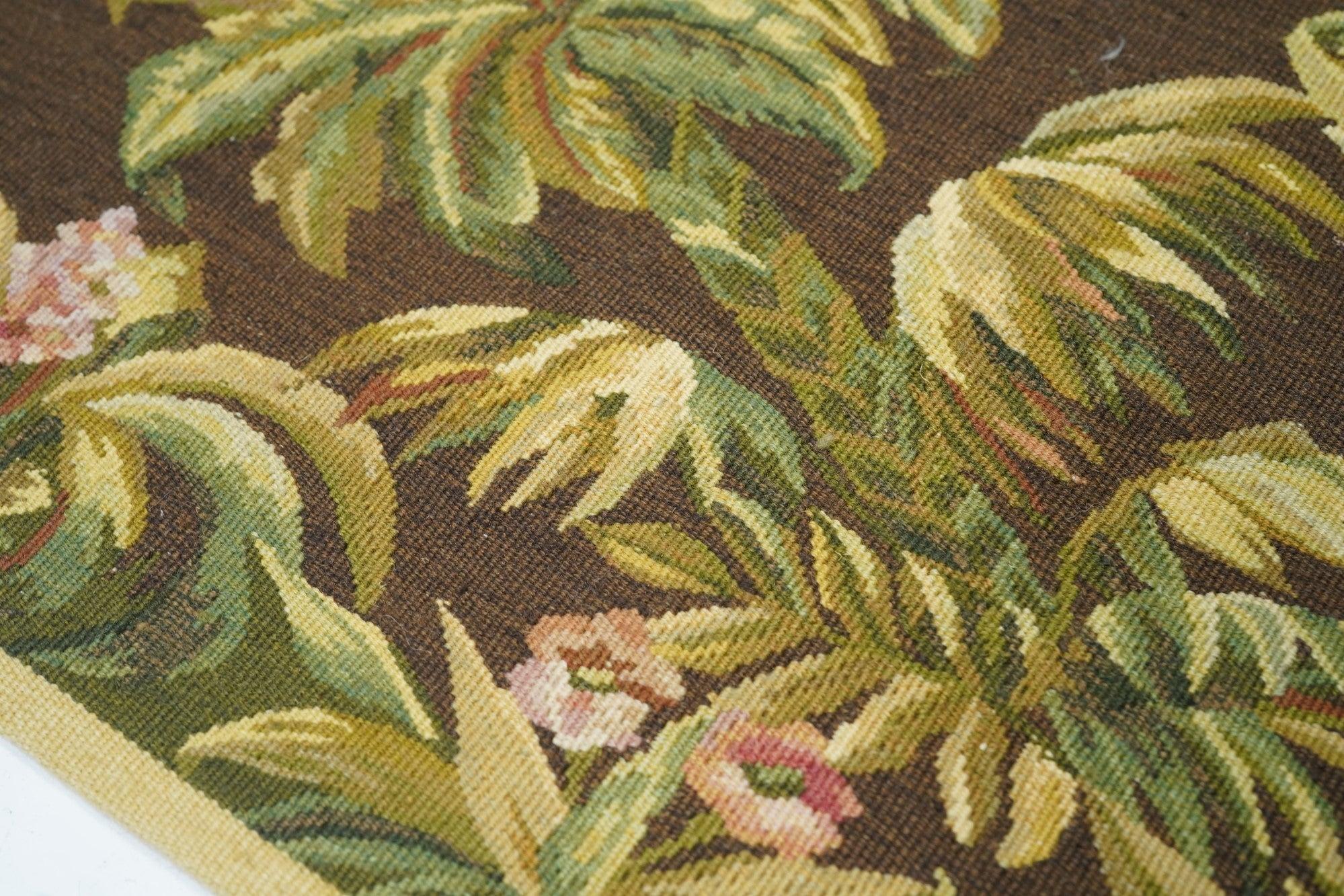 Francese Runner Aubusson 2'5'' x 10'0'' in vendita