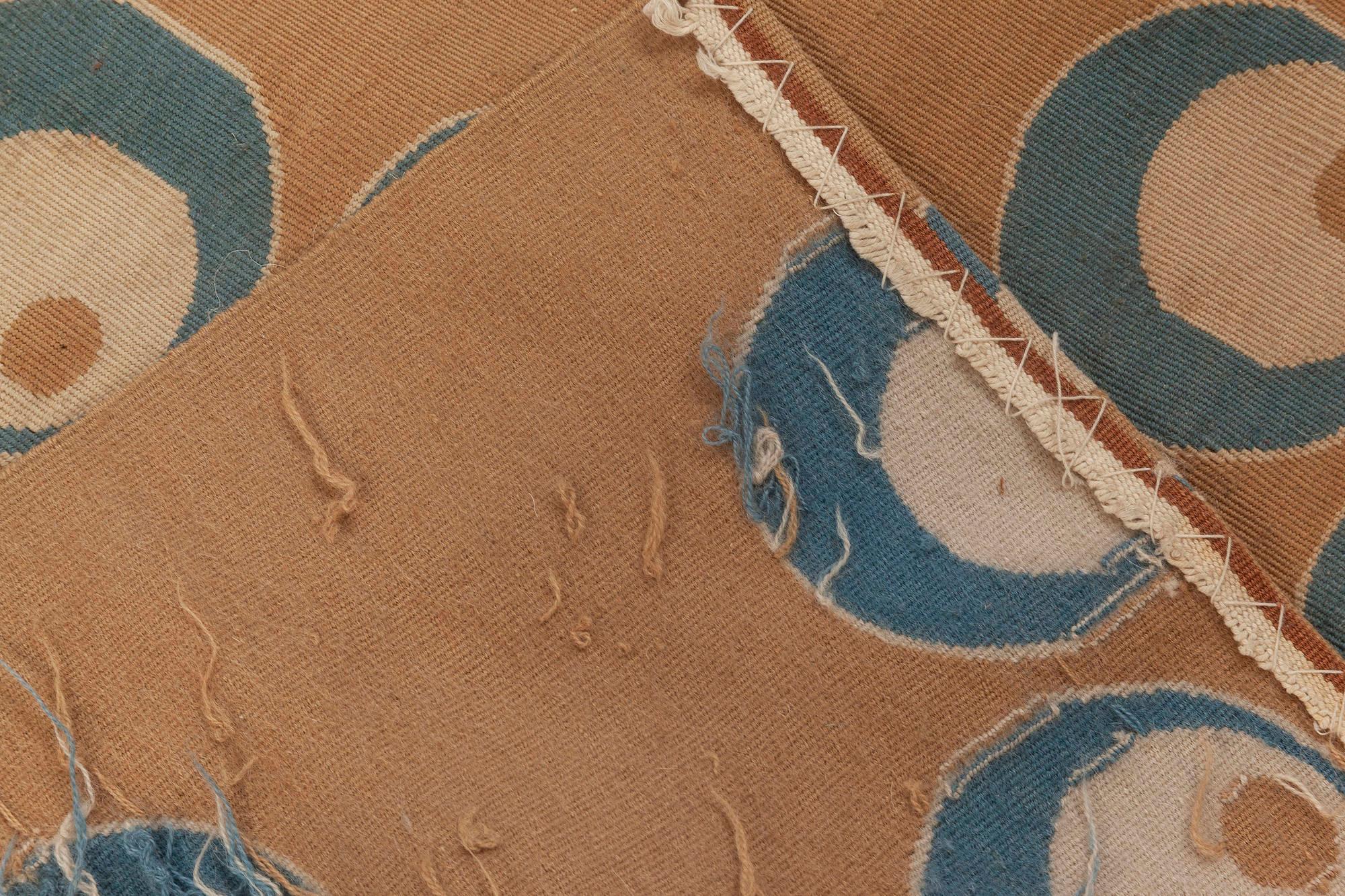 Handgefertigter kühner moderner Teppich im Aubusson-Stil von Doris Leslie Blau (21. Jahrhundert und zeitgenössisch) im Angebot