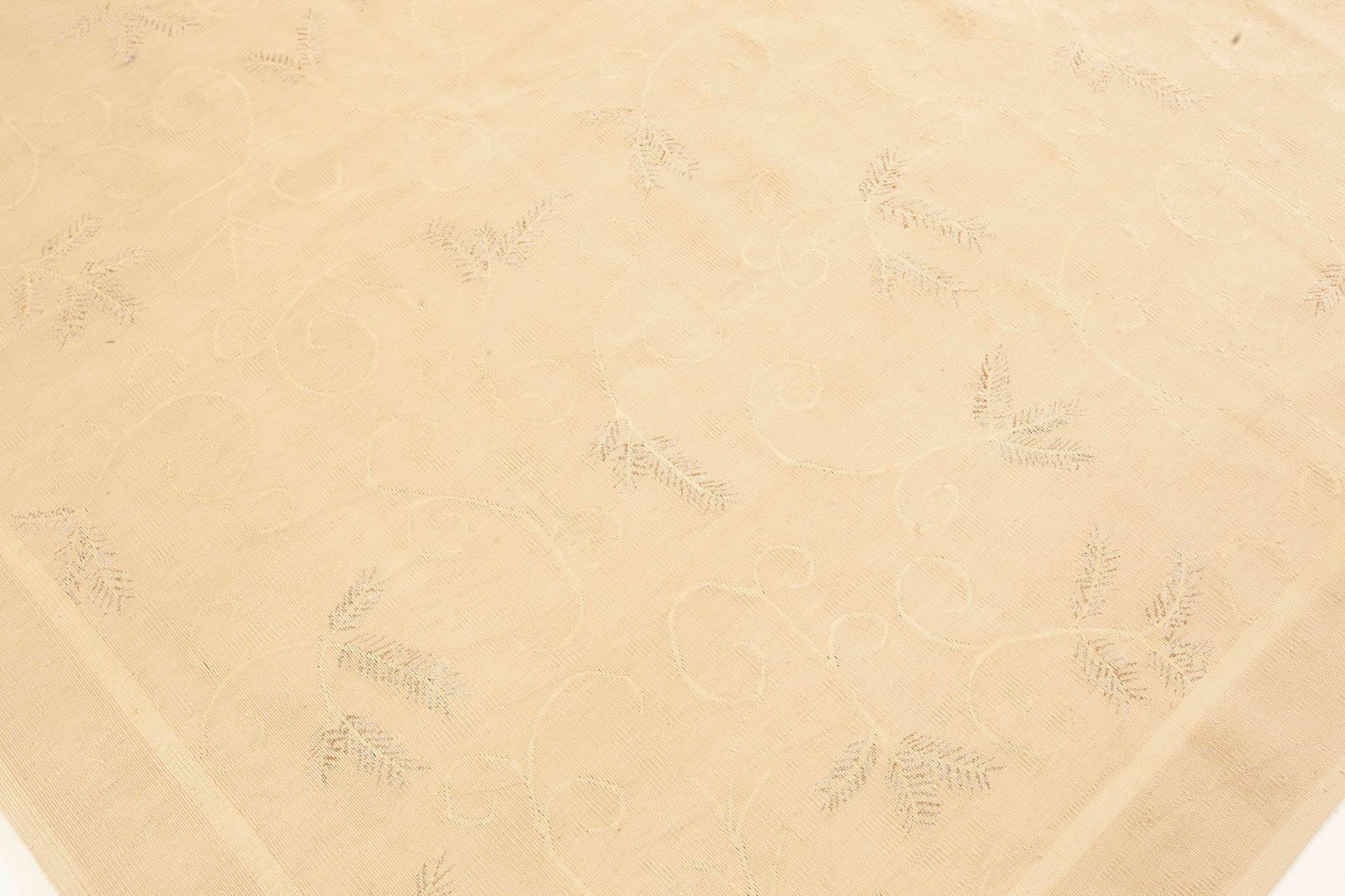 Teppich im Aubusson-Stil entworfen von Eric Cohler für Doris Leslie Blau (Handgewebt) im Angebot