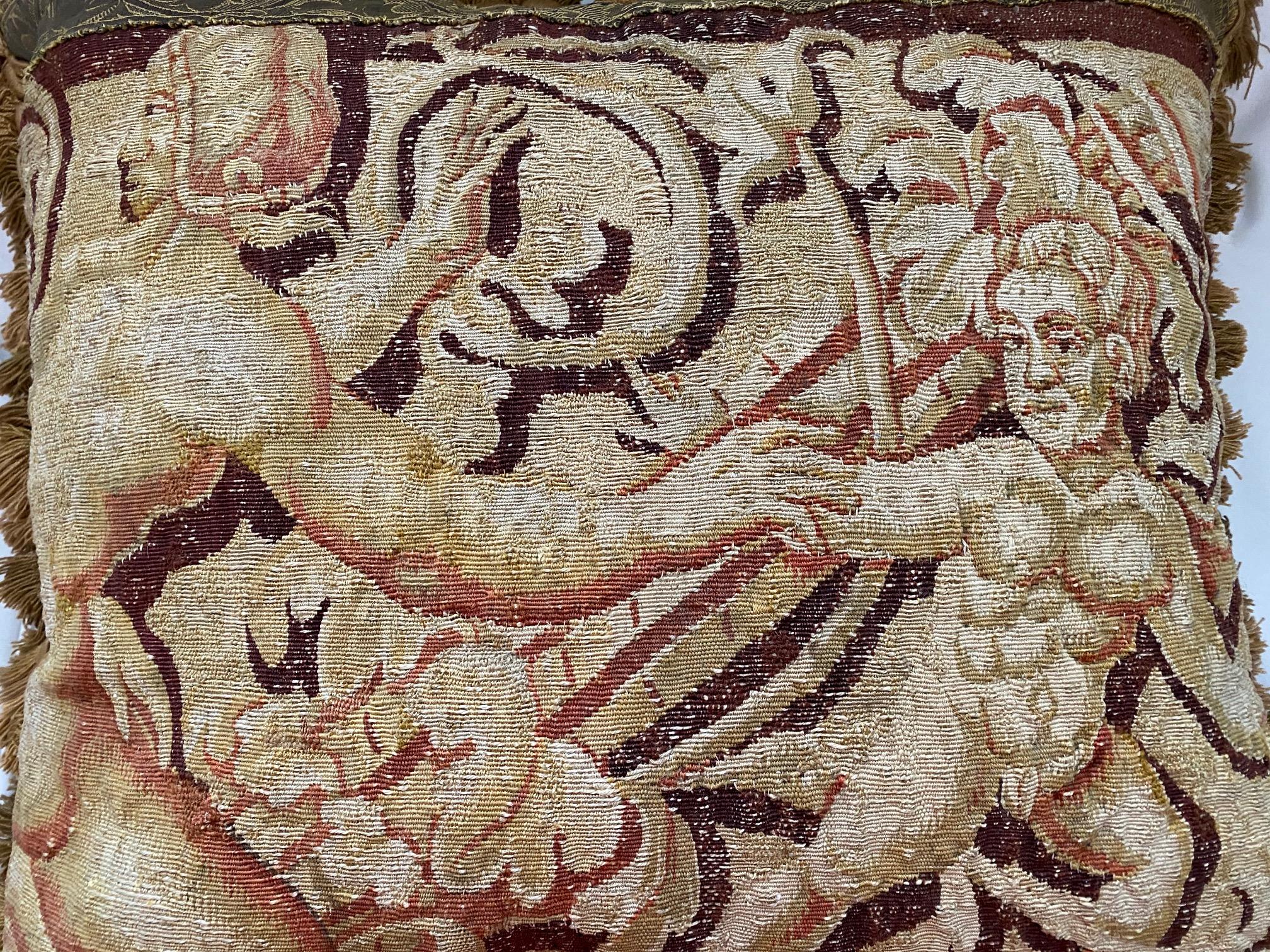 Cuscino antico in arazzo Aubusson con figure
xVIII secolo
Misure: 20