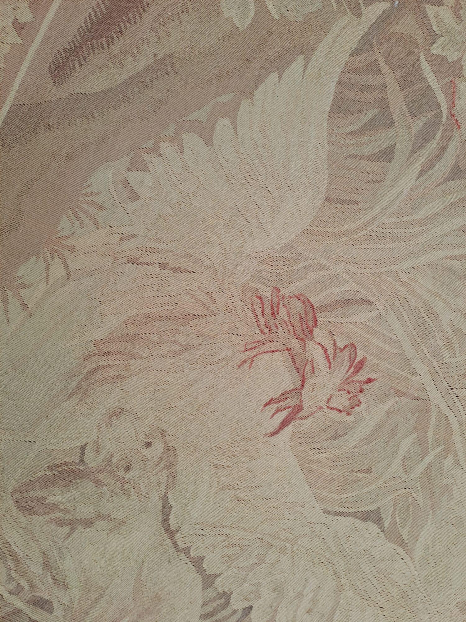 Arazzo Aubusson francese, fatto a mano in lana e cotone Dimensioni 310 x 210 cm. in vendita 3