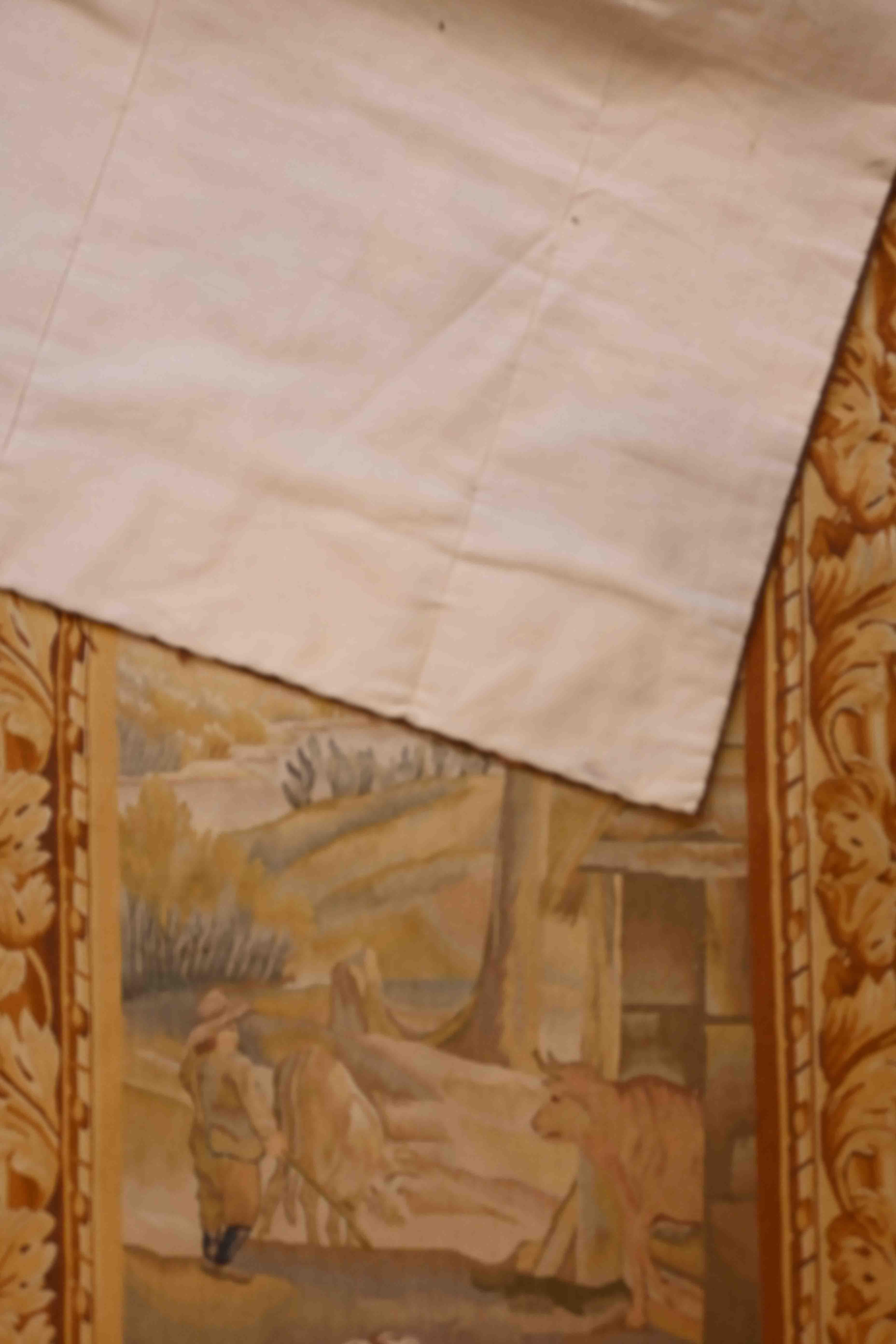 A very pretty tapestry with fresh colors and in very good condition of 19th century - N ° 1244

Thanks to our Restoration-Conservation workshop and also Our know-how, 
we are pleased to present to you works of art in fabric such as Tapestry,