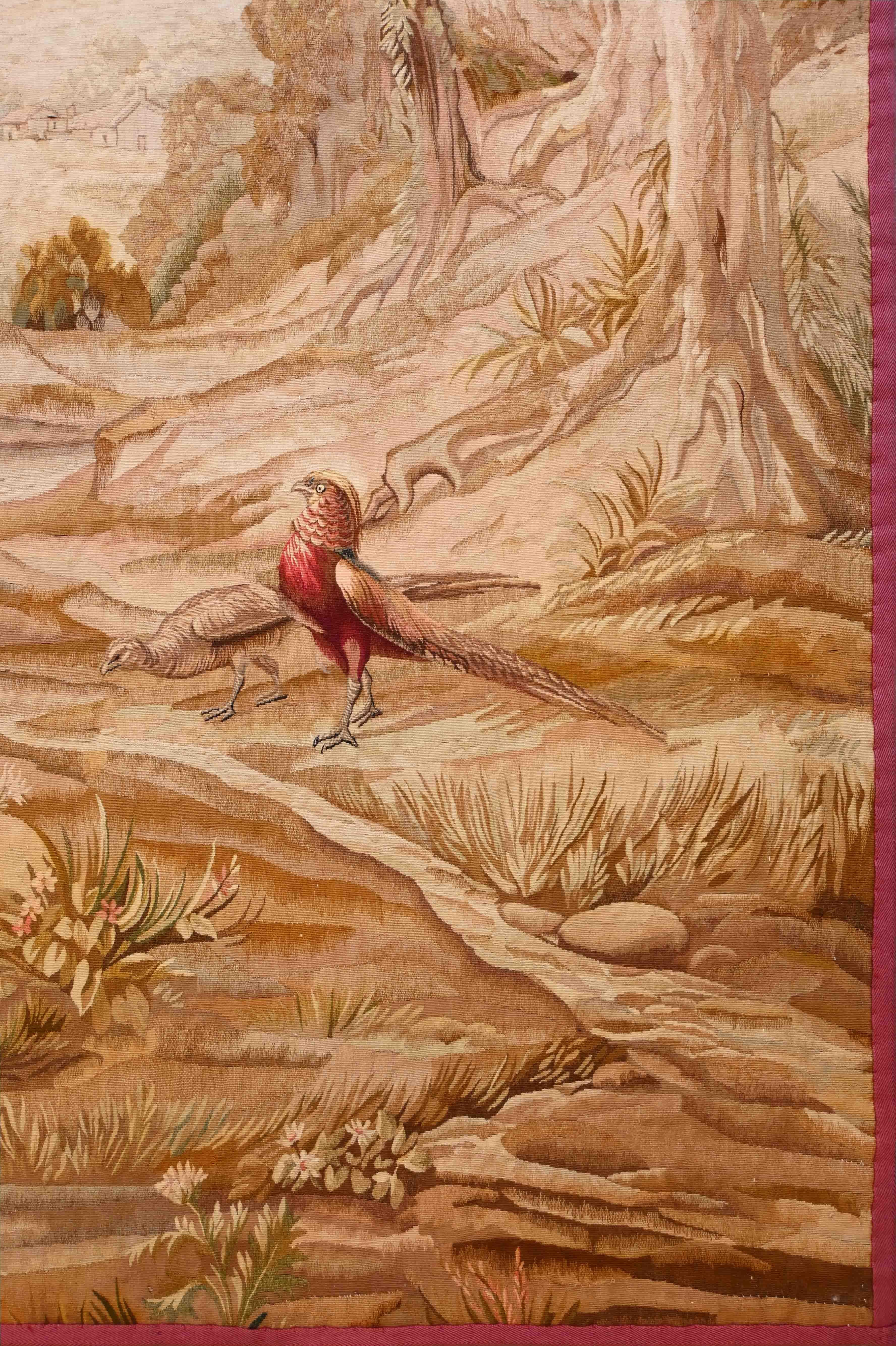 une très belle tapisserie d'Aubusson du 19ème siècle très fine avec deux oiseaux et de très jolies couleurs - N ° 1248

Grâce à notre atelier de restauration-conservation et aussi à notre savoir-faire, 
nous avons le plaisir de vous présenter des