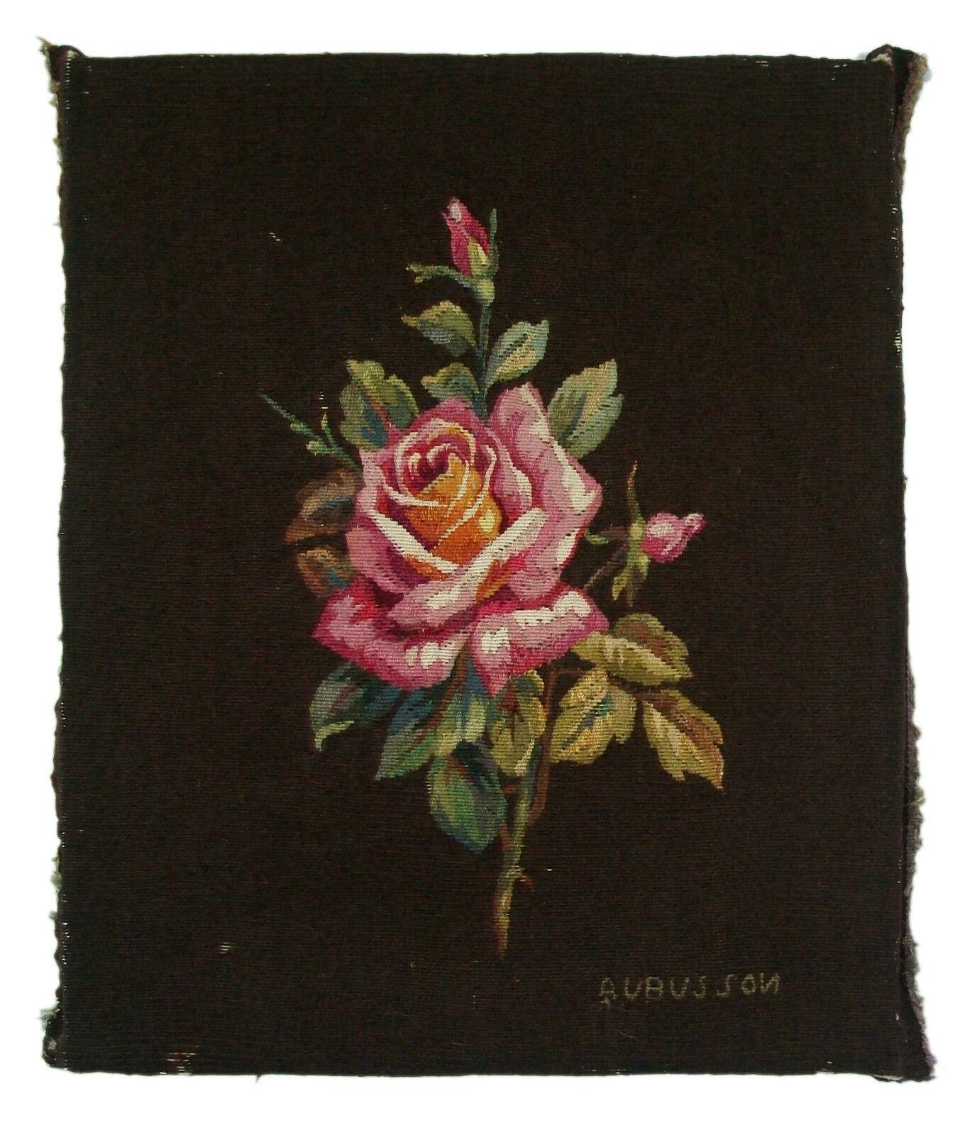 Art Deco Aubusson - Vintage Silk & Wool Floral Tapestry - Signed - France - 20th Century For Sale