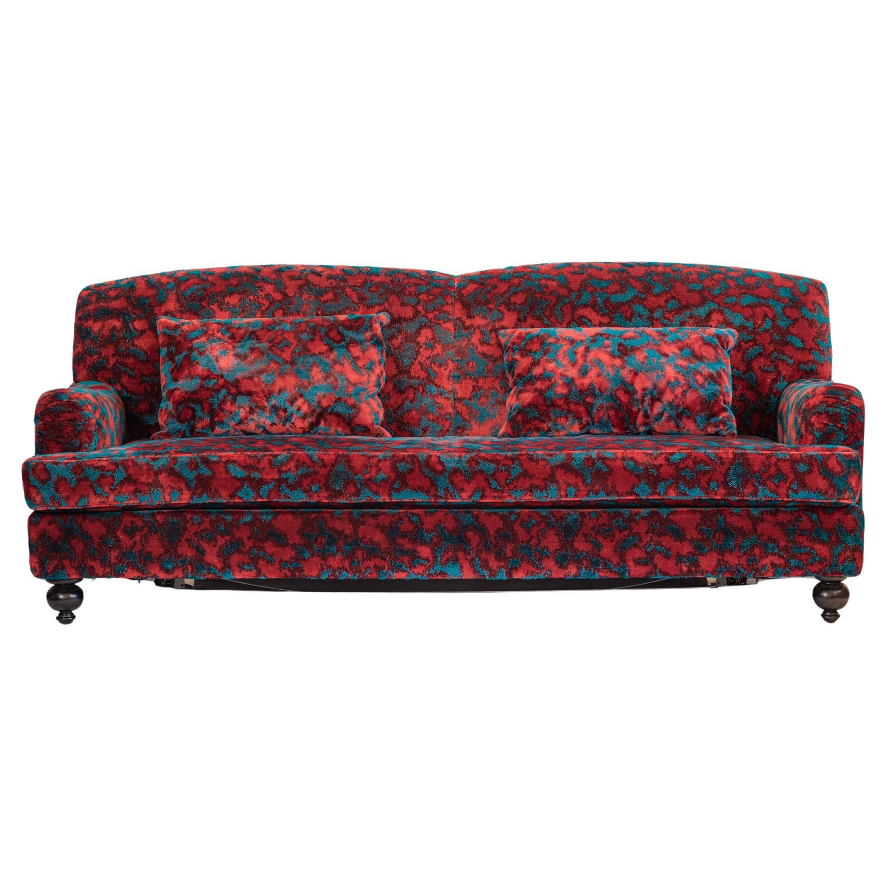 Audacious English Roll Arm Sofa mit ausziehbarem Pull-Out-Bett aus französischem Jacquard-Samt im Angebot