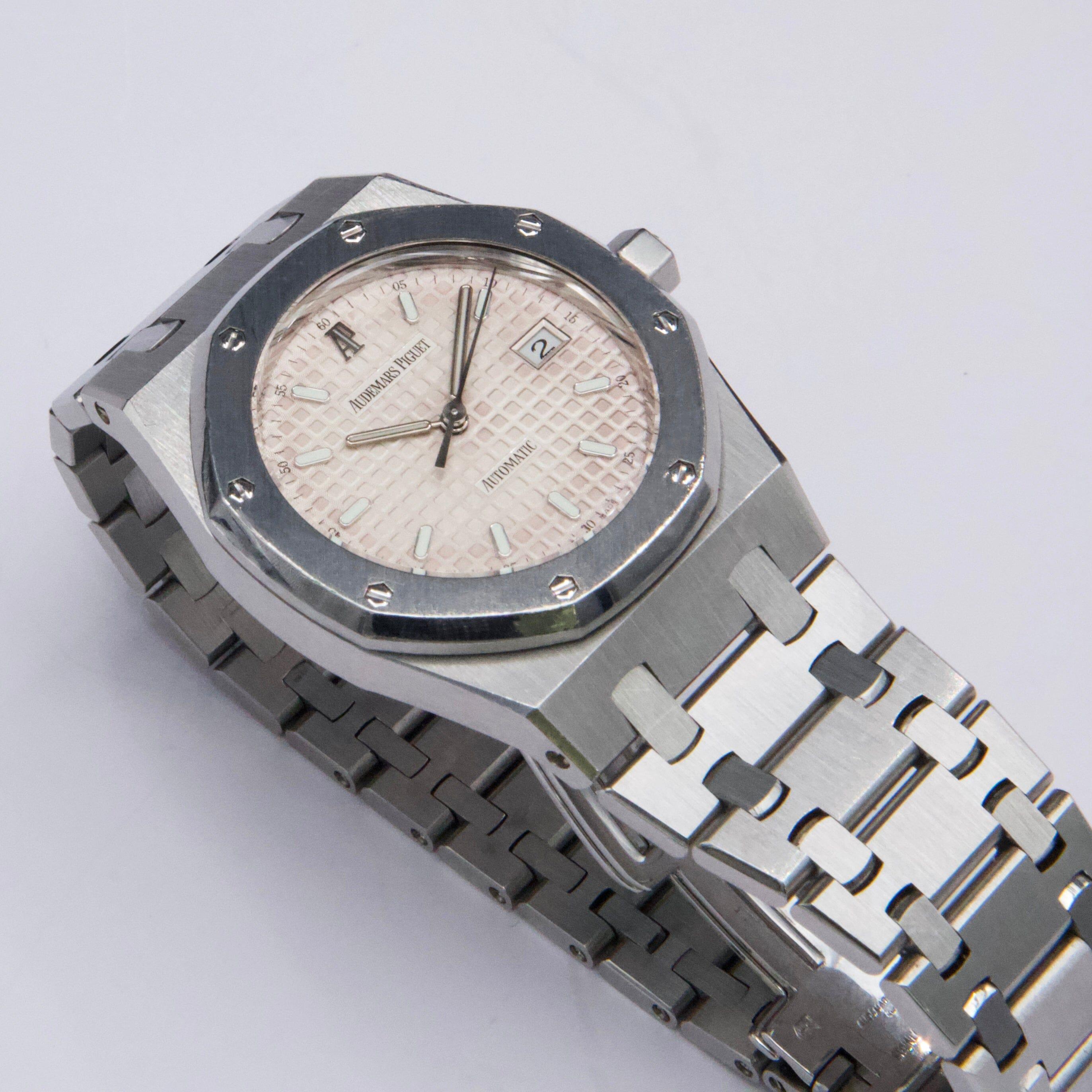 Audemars Piguet 15000ST Weißes Zifferblatt Edelstahl Damenuhr mit Papieren im Angebot 1