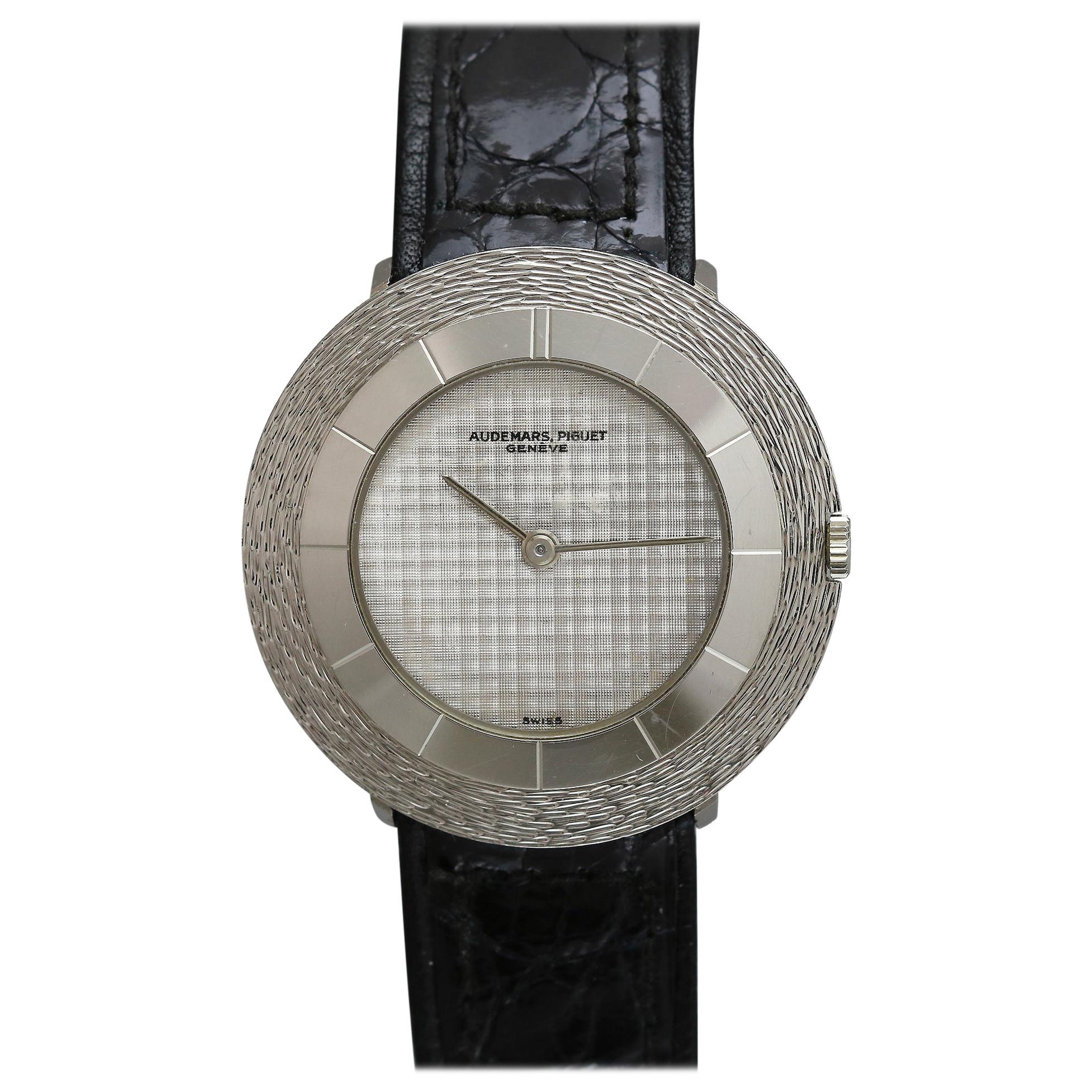 Audemars Piguet 18 Karat White Gold Ultra Thin Wristwatch, circa 1960