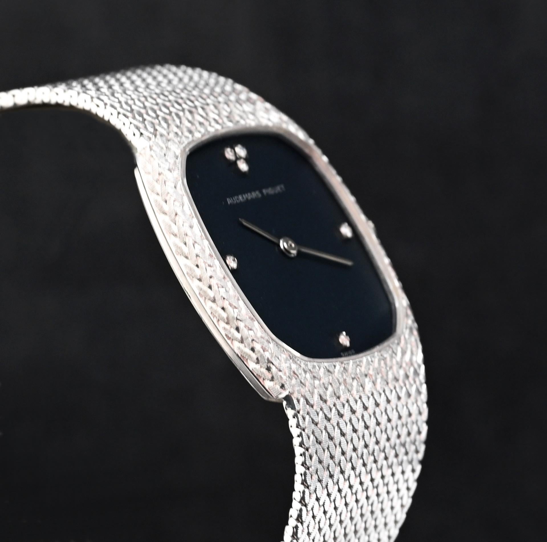 Audemars Piguet 18K WG Schwarzes Zifferblatt mit Diamant Indexen manuell, 1980er Jahre Damen