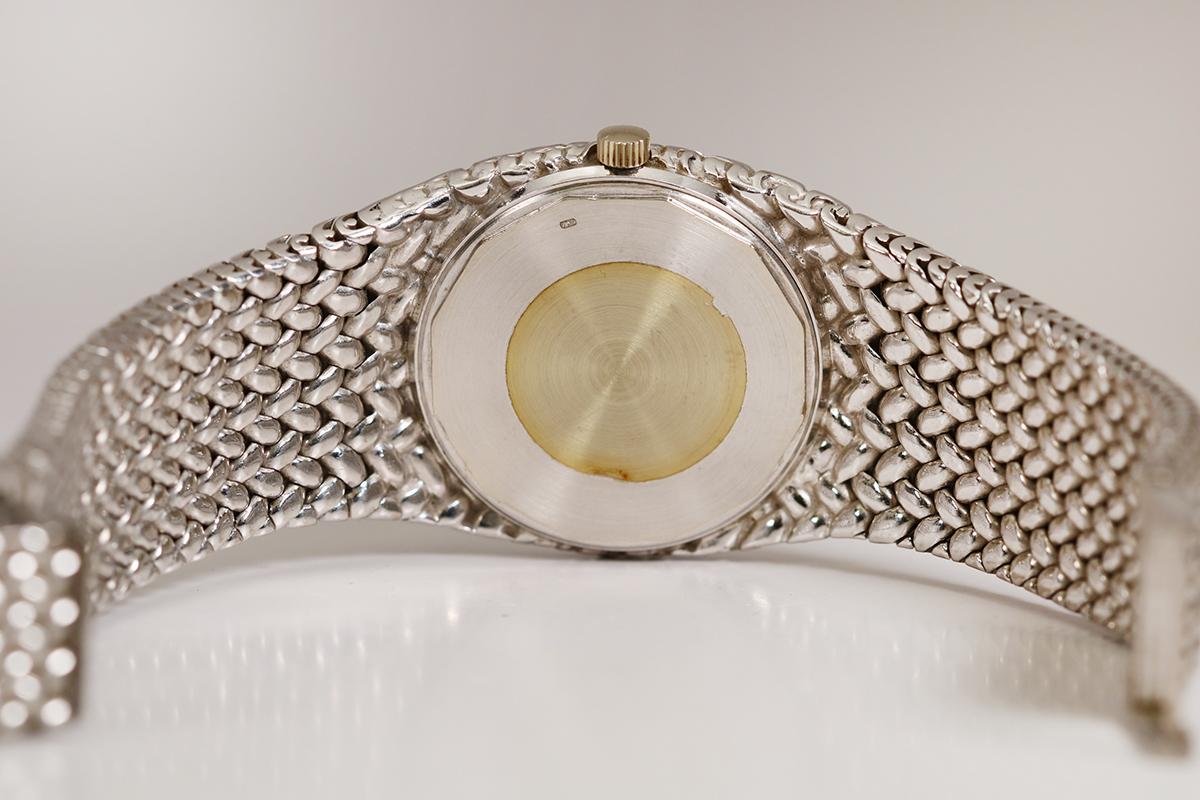 Audemars Piguet 18 Karat White Gold Dress Watch, circa 1975 In Good Condition In Miami Beach, FL