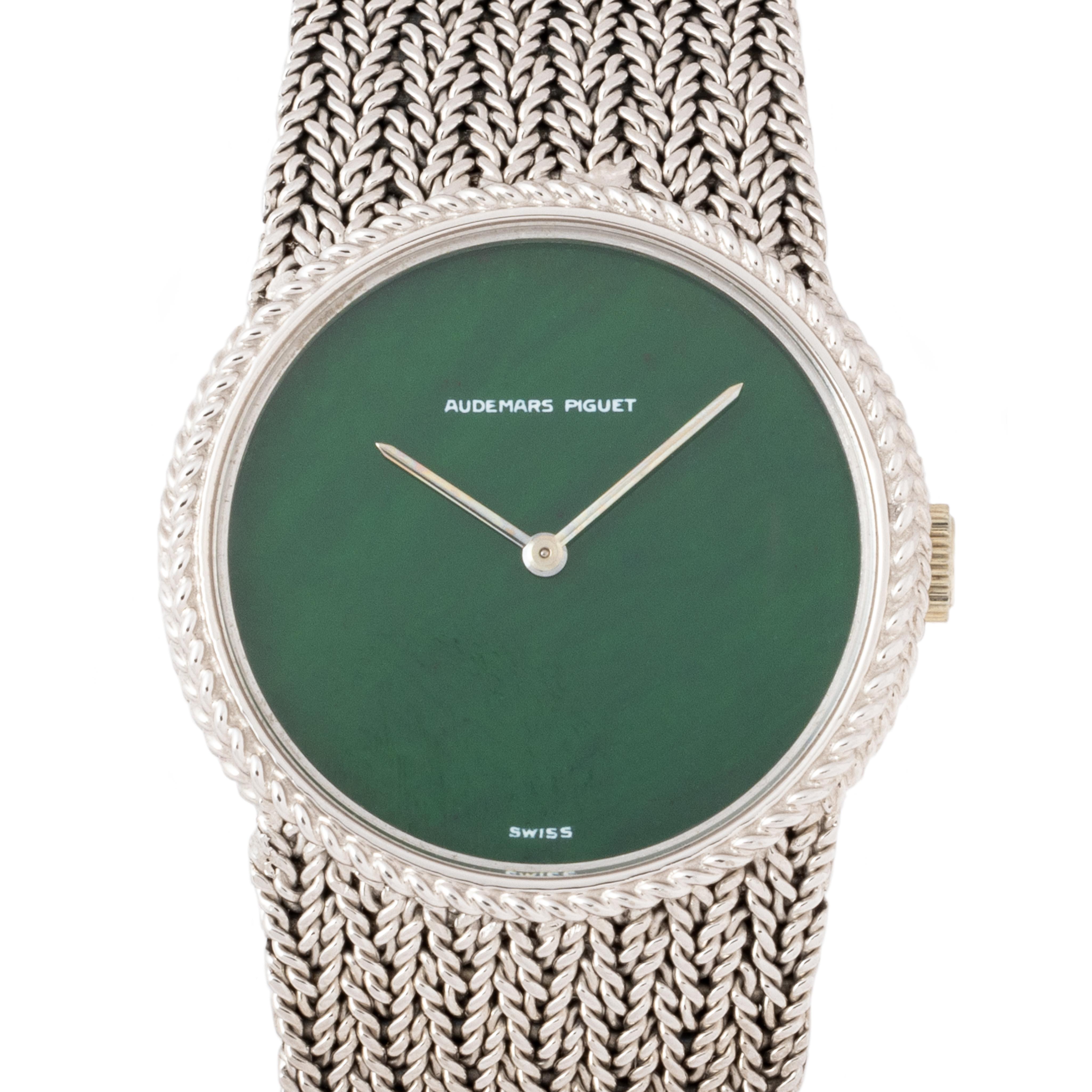 Audemars Piguet 18K White Gold with Rare 26mm Bloodstone Dial Manual Wind In Good Condition In New York, NY