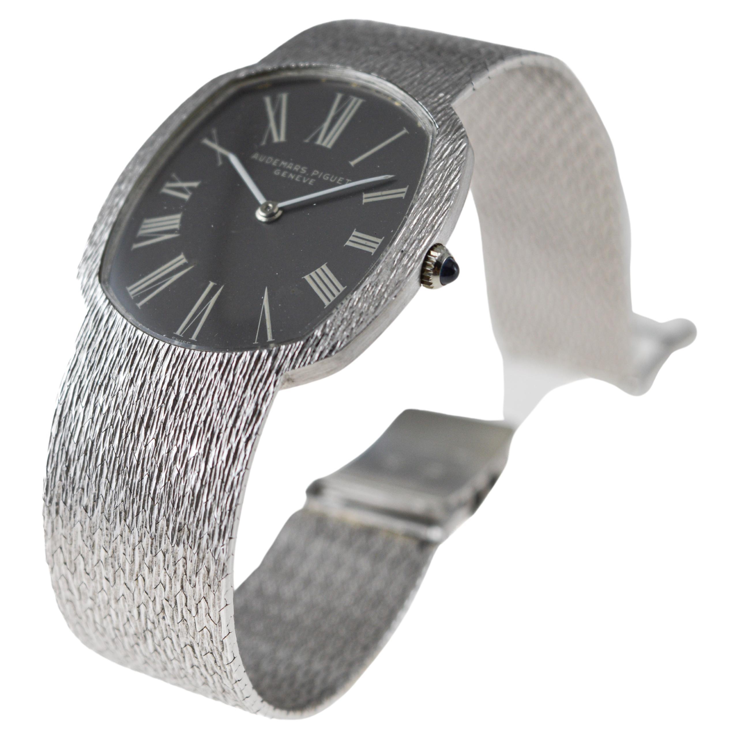 Audemars Piguet 18Kt White Gold Dress Watch circa 1980's all Original Ultra Thin 2