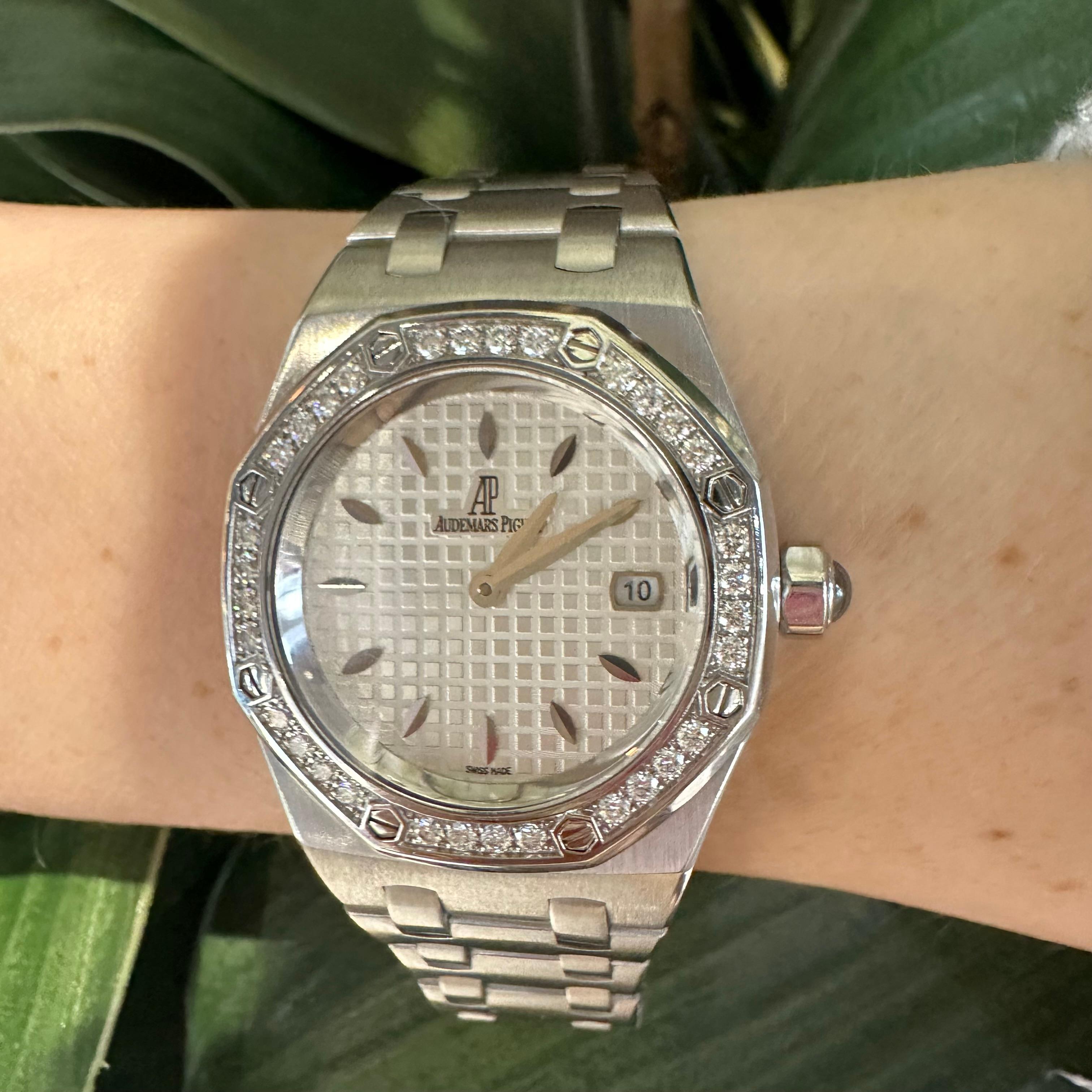 Women's or Men's Audemars Piguet 33mm Lady Royal Oak Diamond White Dial 67601ST