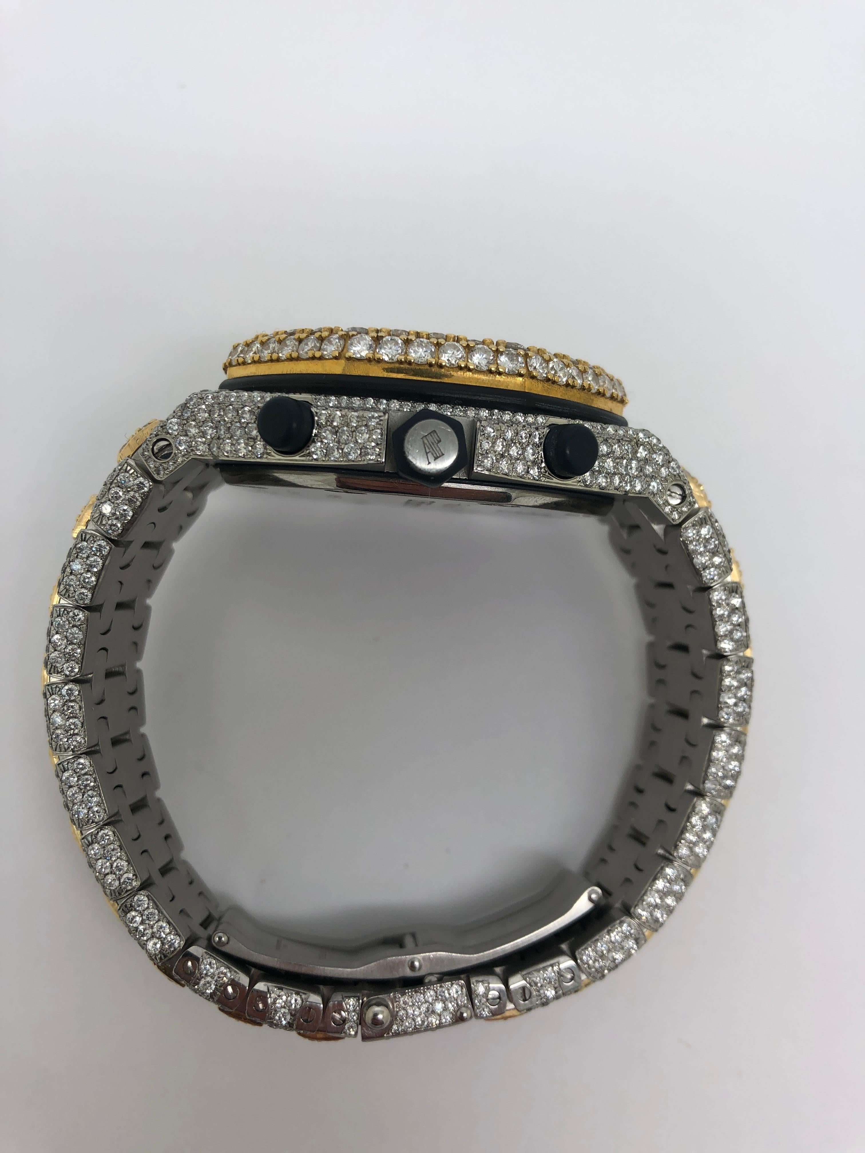 Round Cut Audemars Piguet Offshore Customized 45 Carats VVS Diamond Watch For Sale