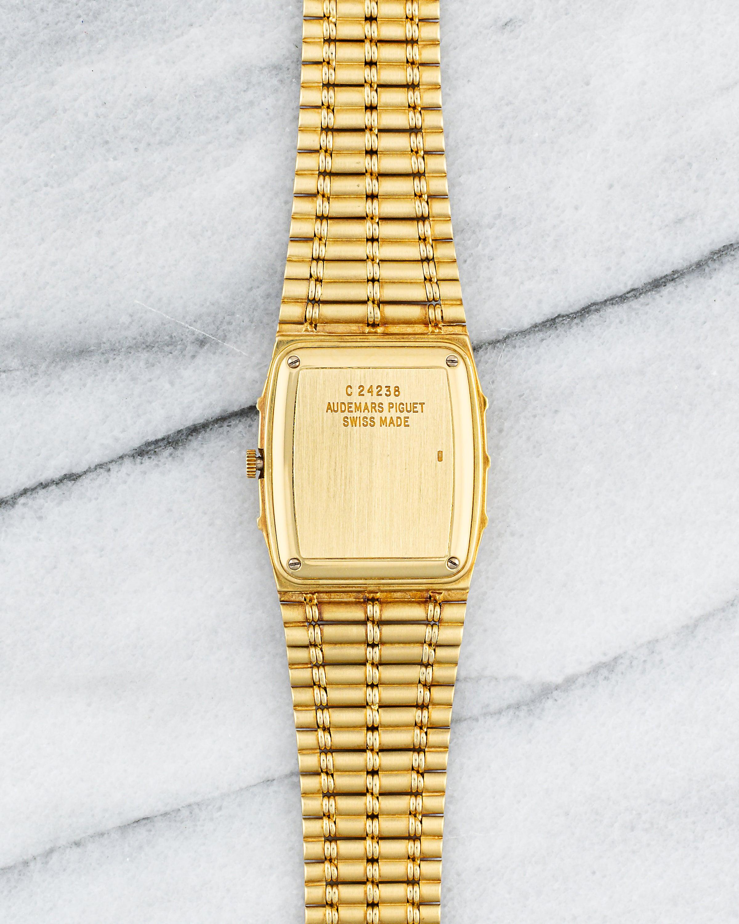 Montre Audemars Piguet Bamboo Onyx Diamond Dial en or jaune 18 carats, années 1980 Unisexe en vente